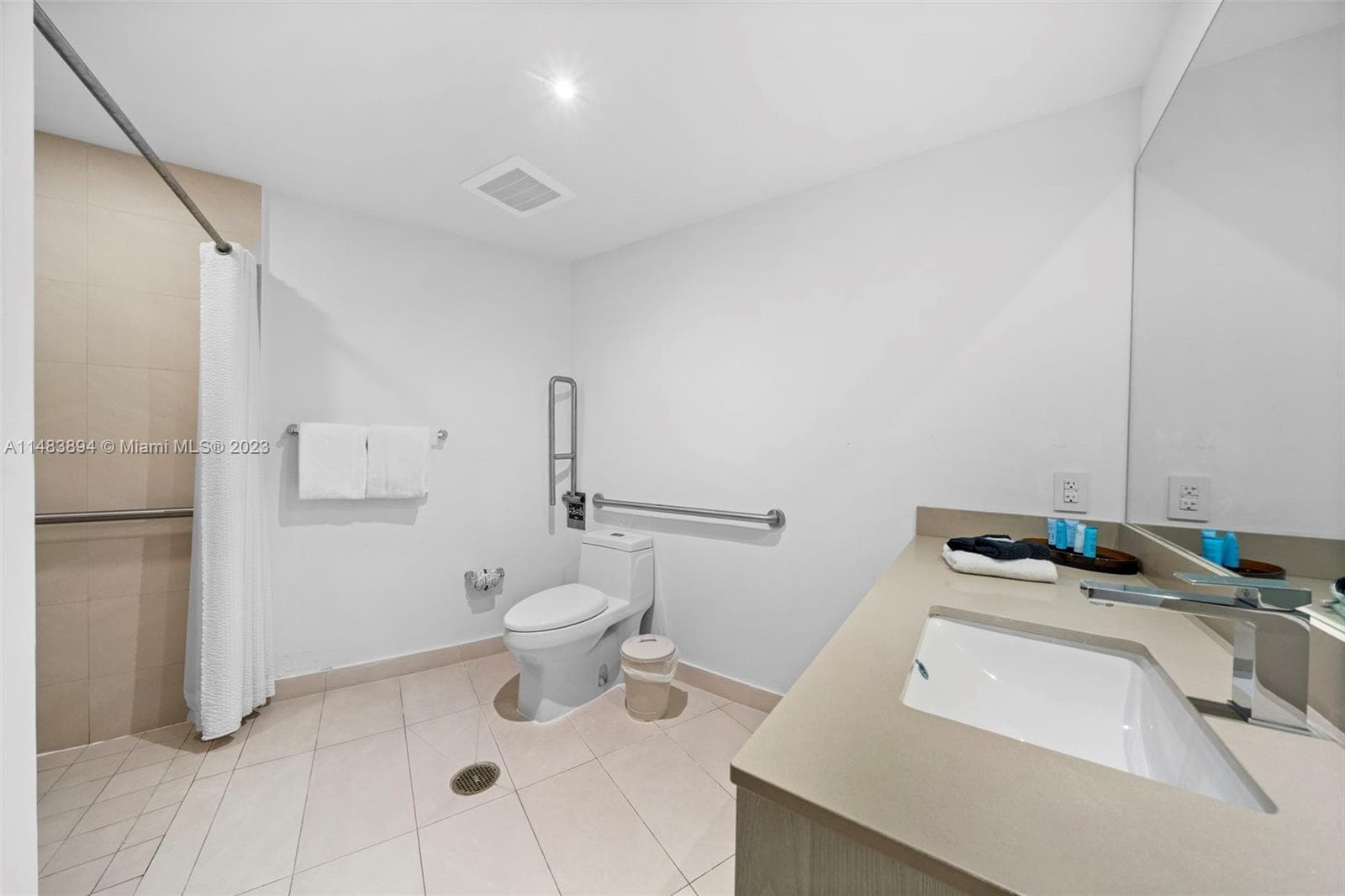 4111 S Ocean Dr 1406 photo 25