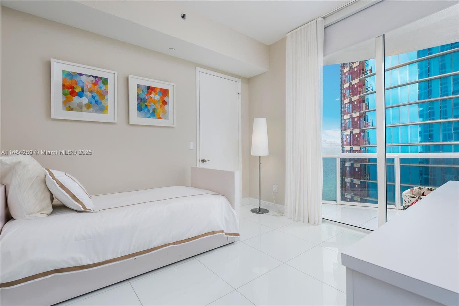15811 Collins Ave 1702 photo 12