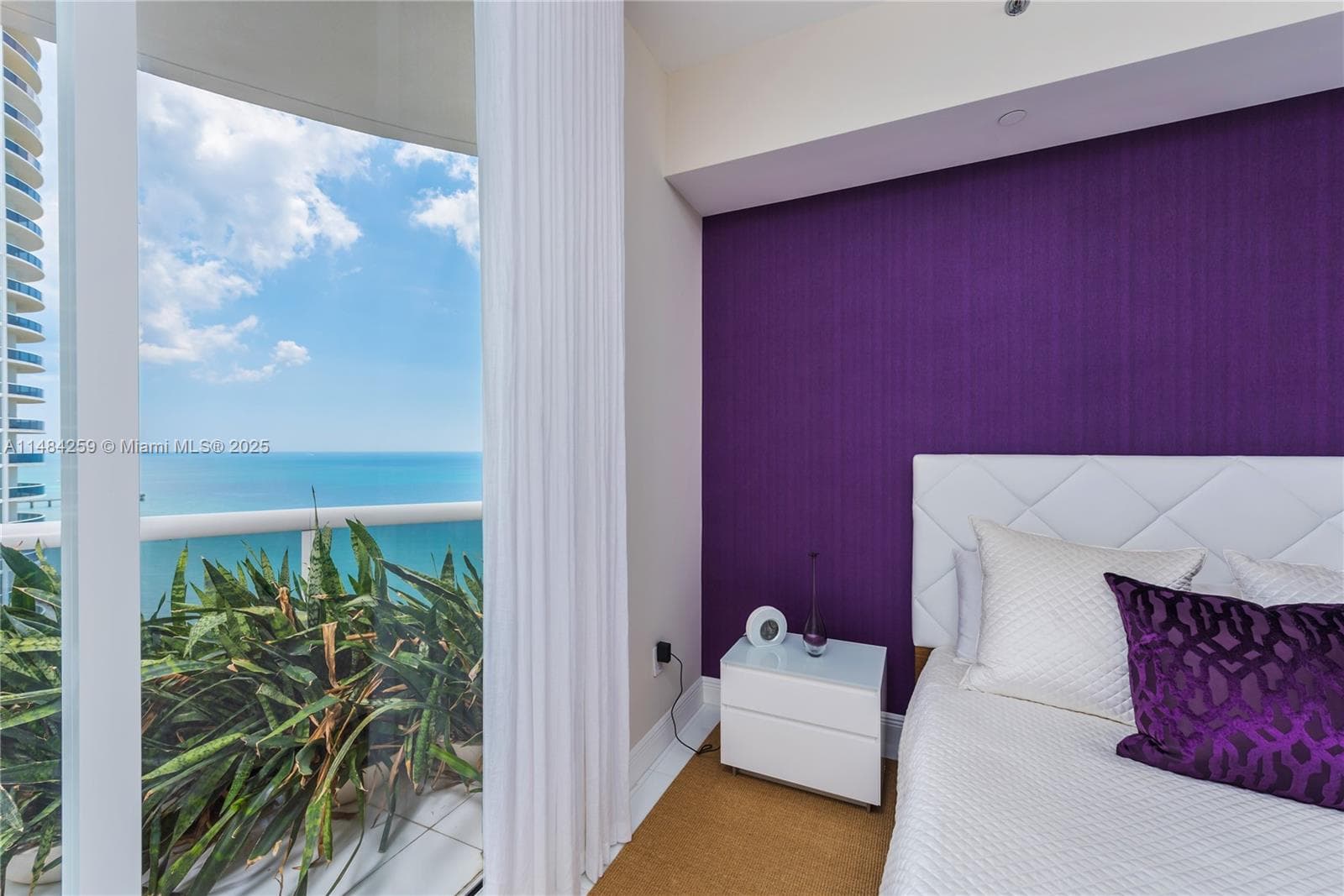 15811 Collins Ave 1702 photo 10