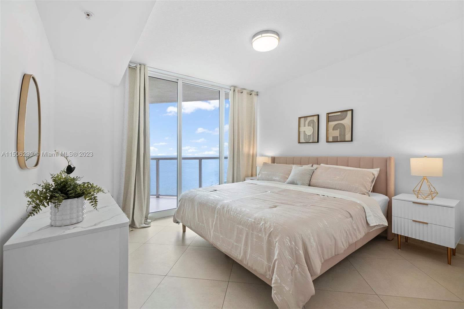 16699 Collins Ave 1710 photo 8