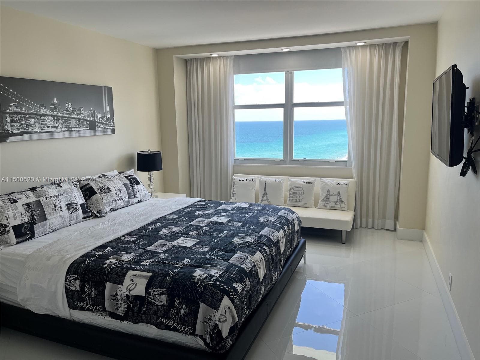 3725 S Ocean Dr 1504 photo 12