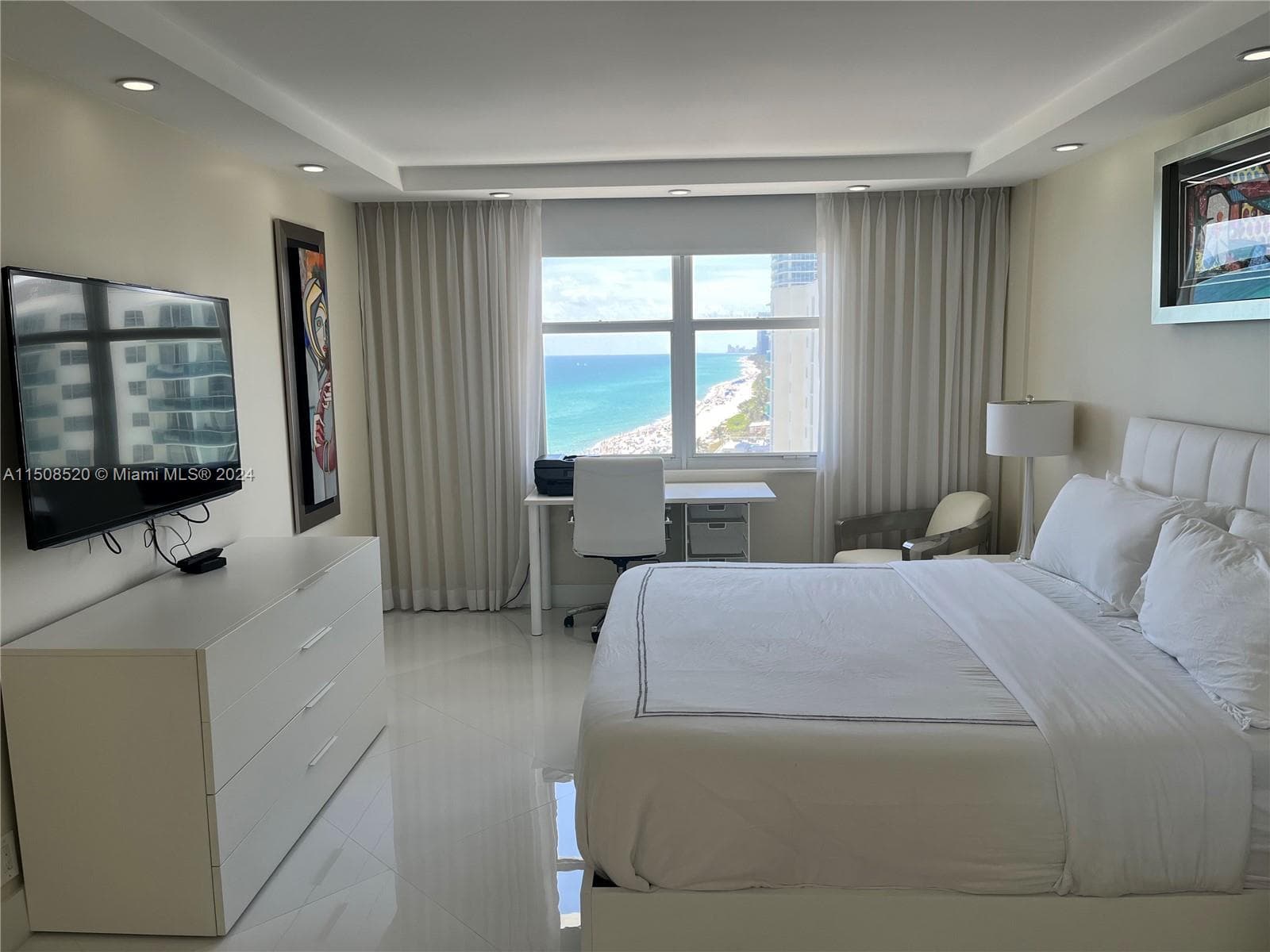 3725 S Ocean Dr 1504 photo 9