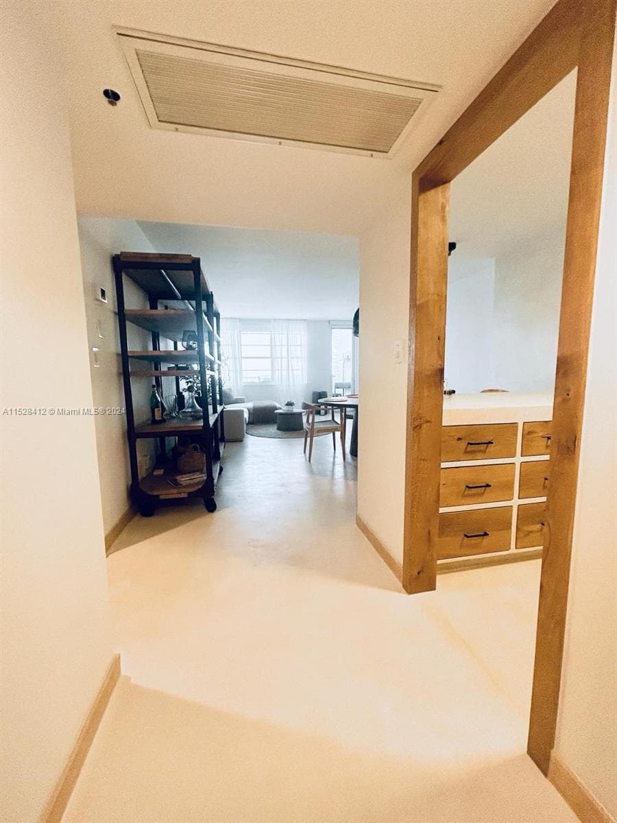 100 Lincoln Rd 1543 photo 12