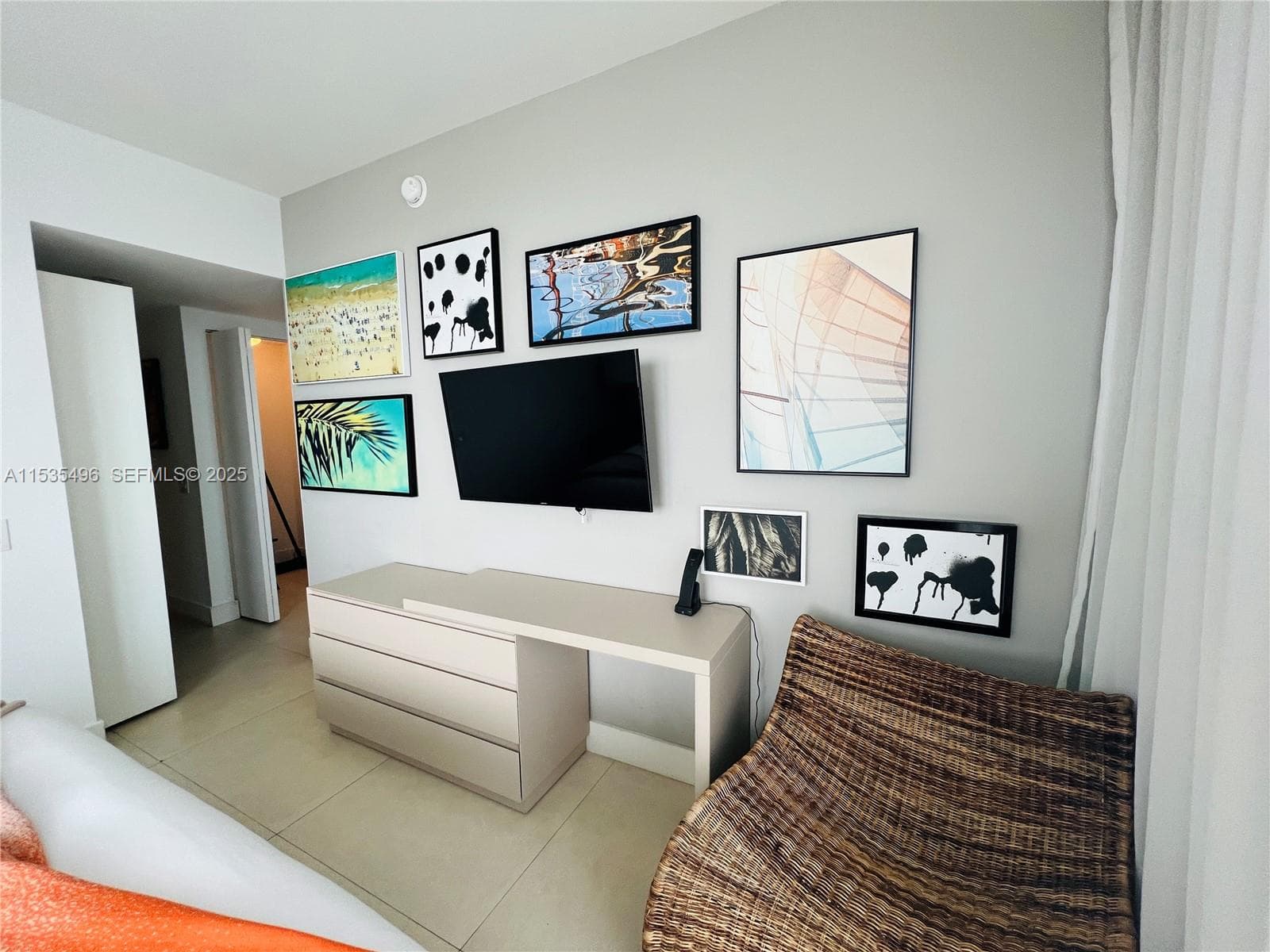4111 Ocean Dr 2611 photo 16