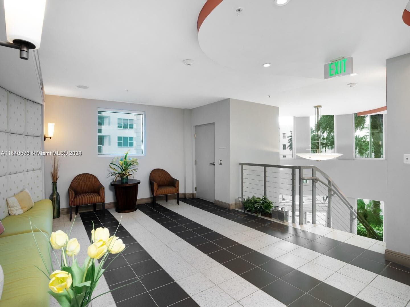 9201 Collins Ave 724 photo 8