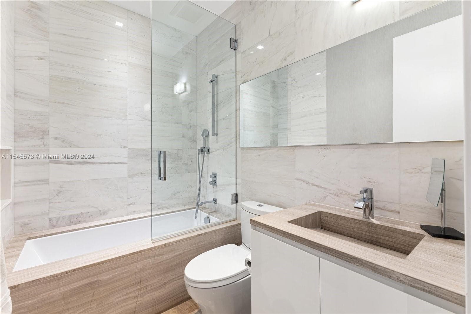 401 Rivo Alto Dr photo 24