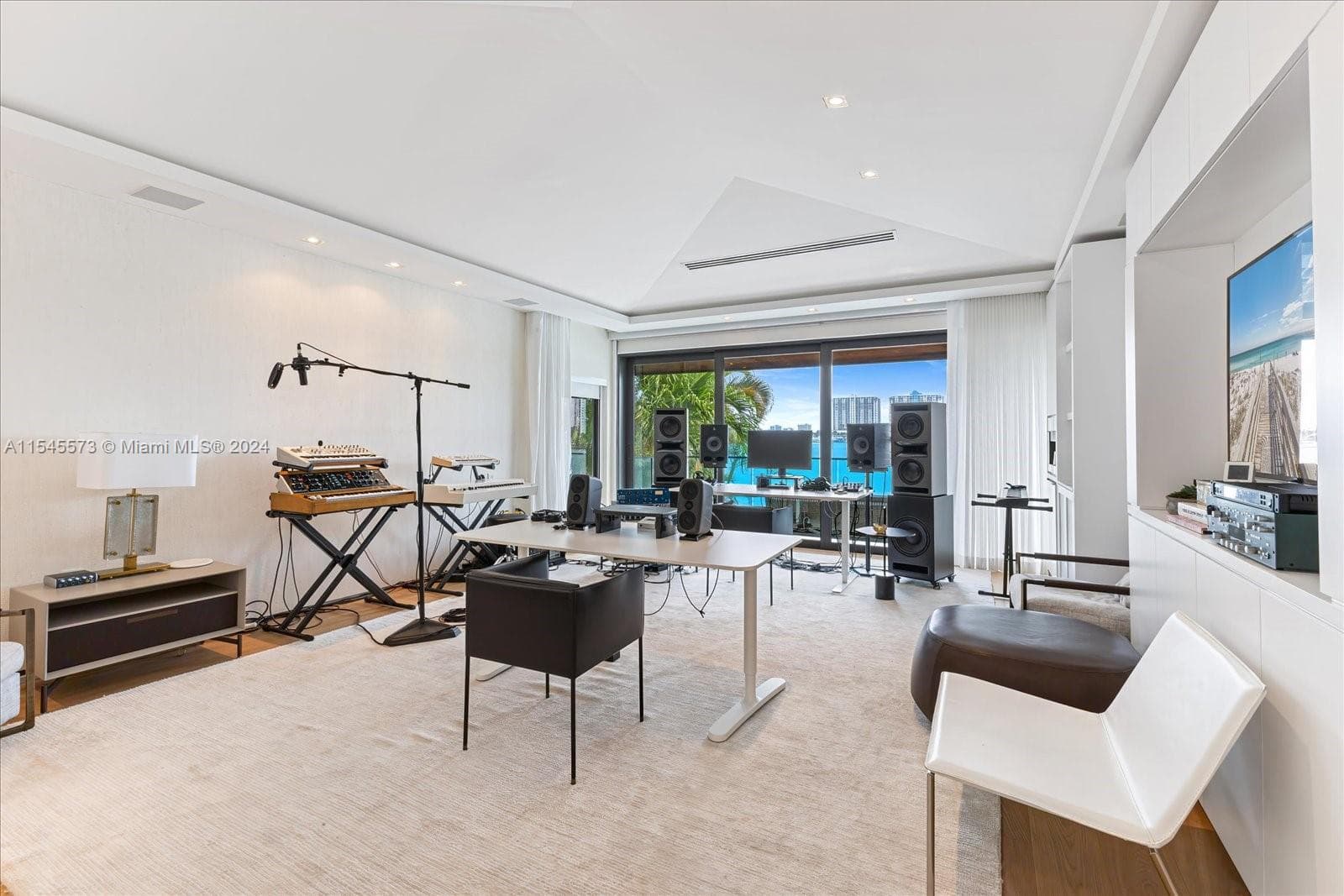 401 Rivo Alto Dr photo 19