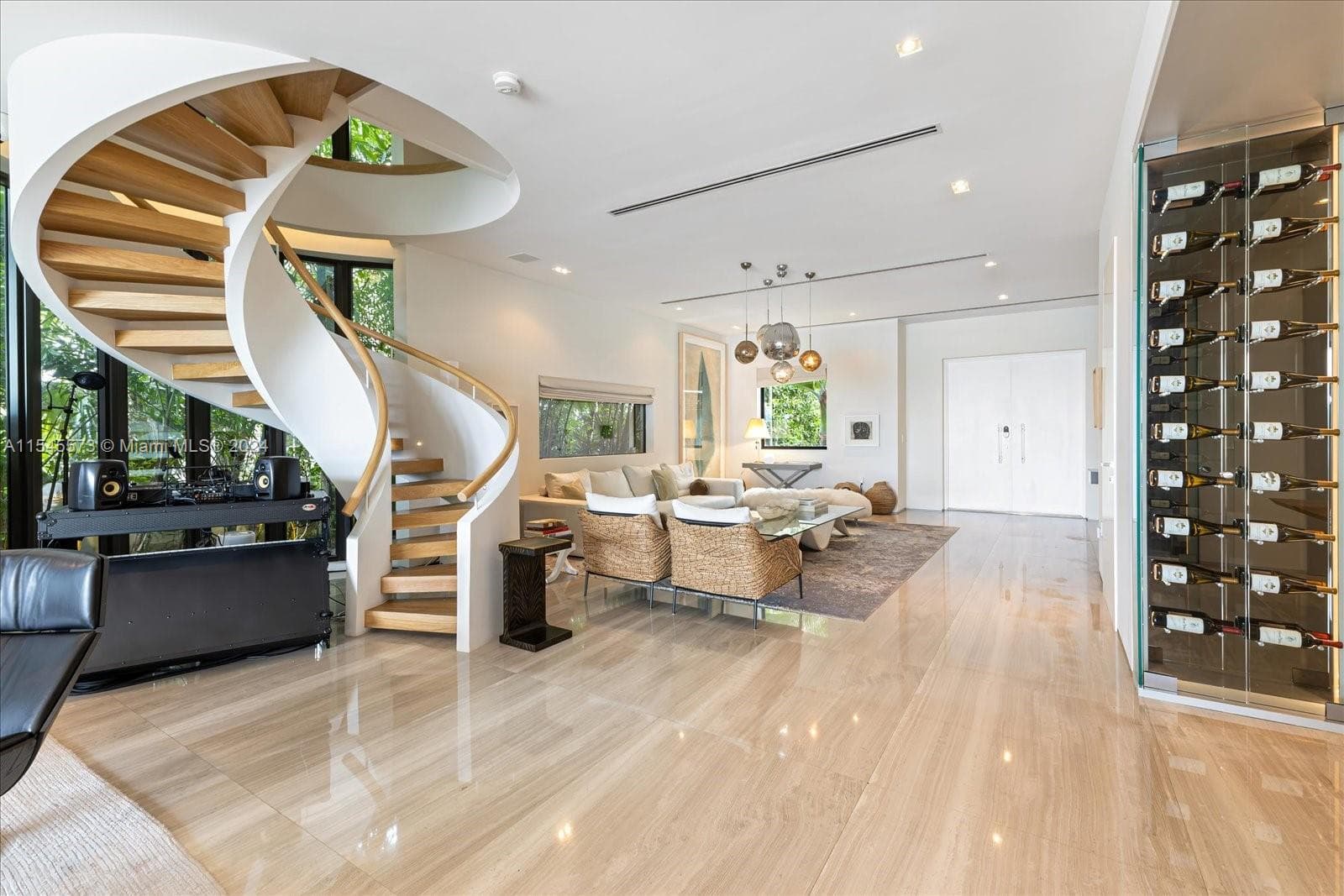 401 Rivo Alto Dr photo 8