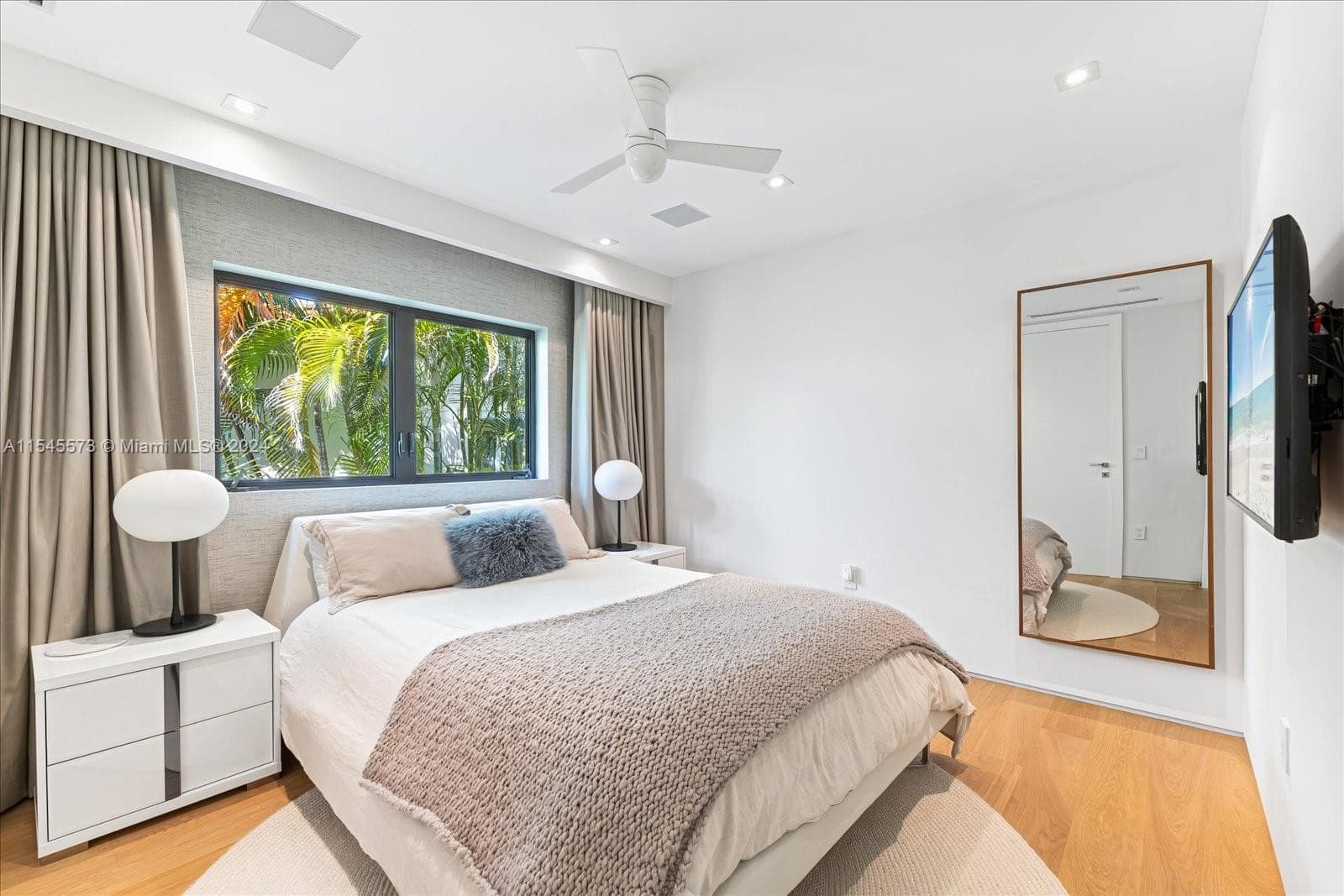 401 Rivo Alto Dr photo 25