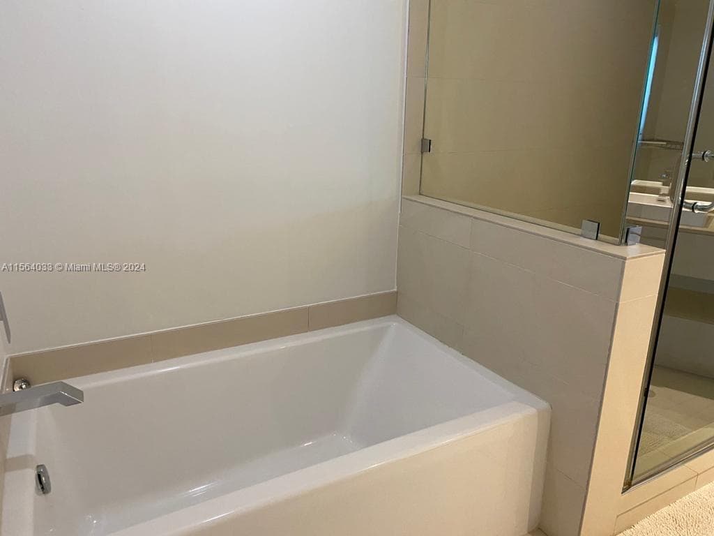 4111 S Ocean Dr 2101 photo 17