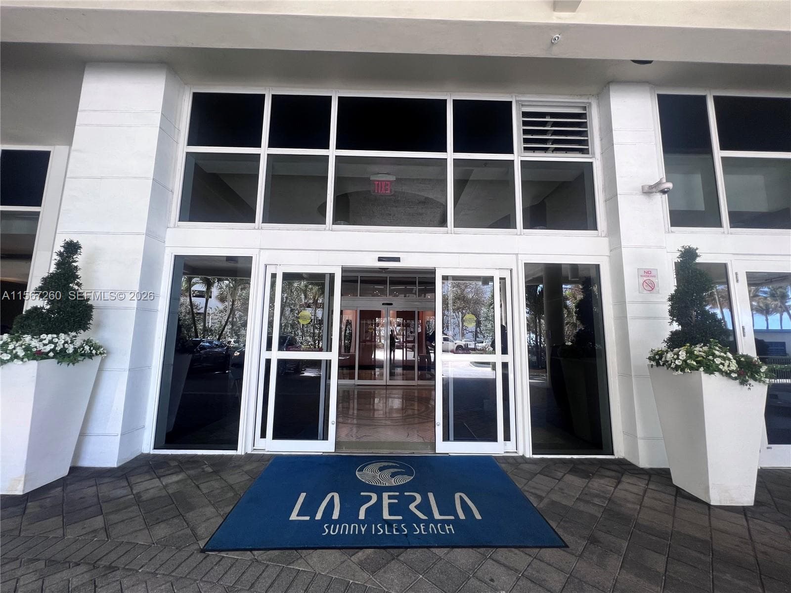 16699 Collins Ave 3009 photo 2