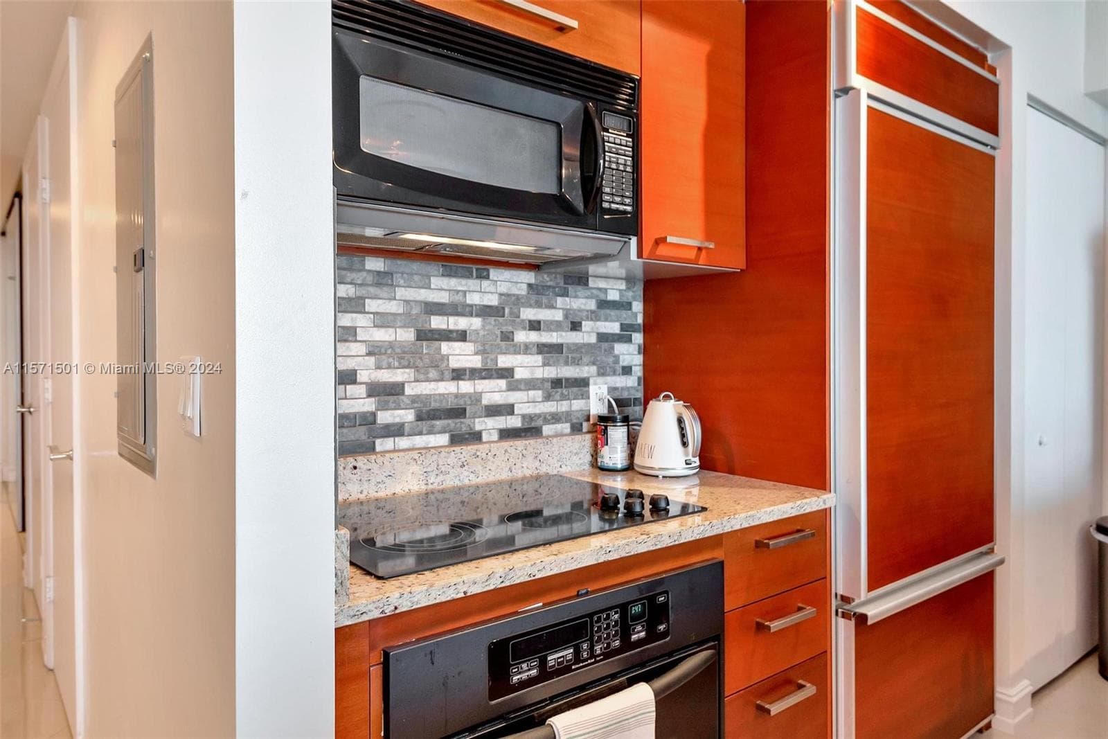 1830 S Ocean Dr 4709 photo 17