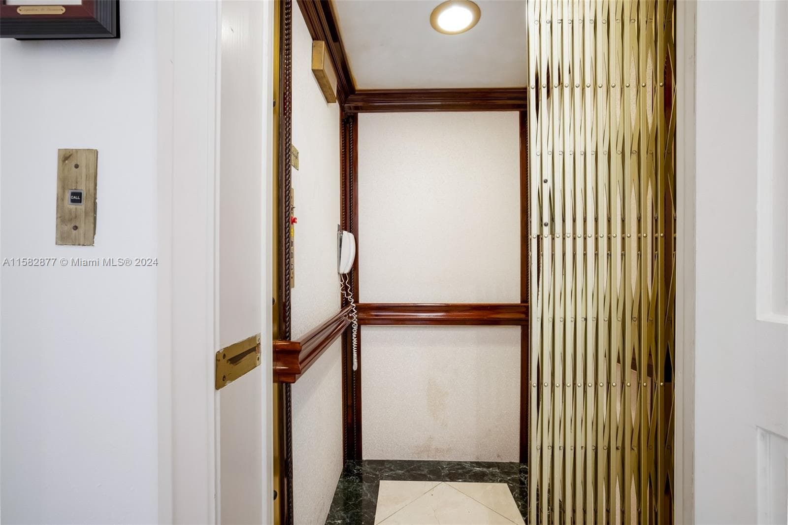 431 Costanera Rd photo 17