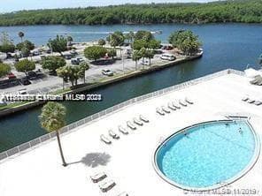 400 Kings Point Dr 1219 photo 19