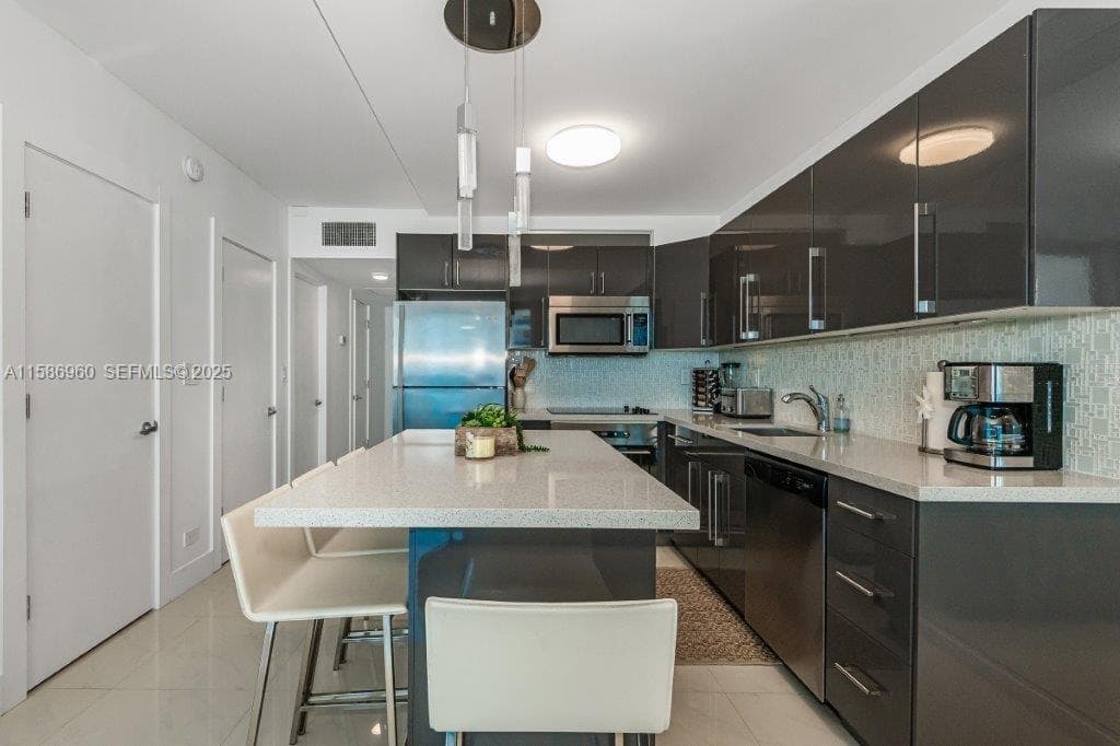 2301 Collins Ave 1111 photo 14