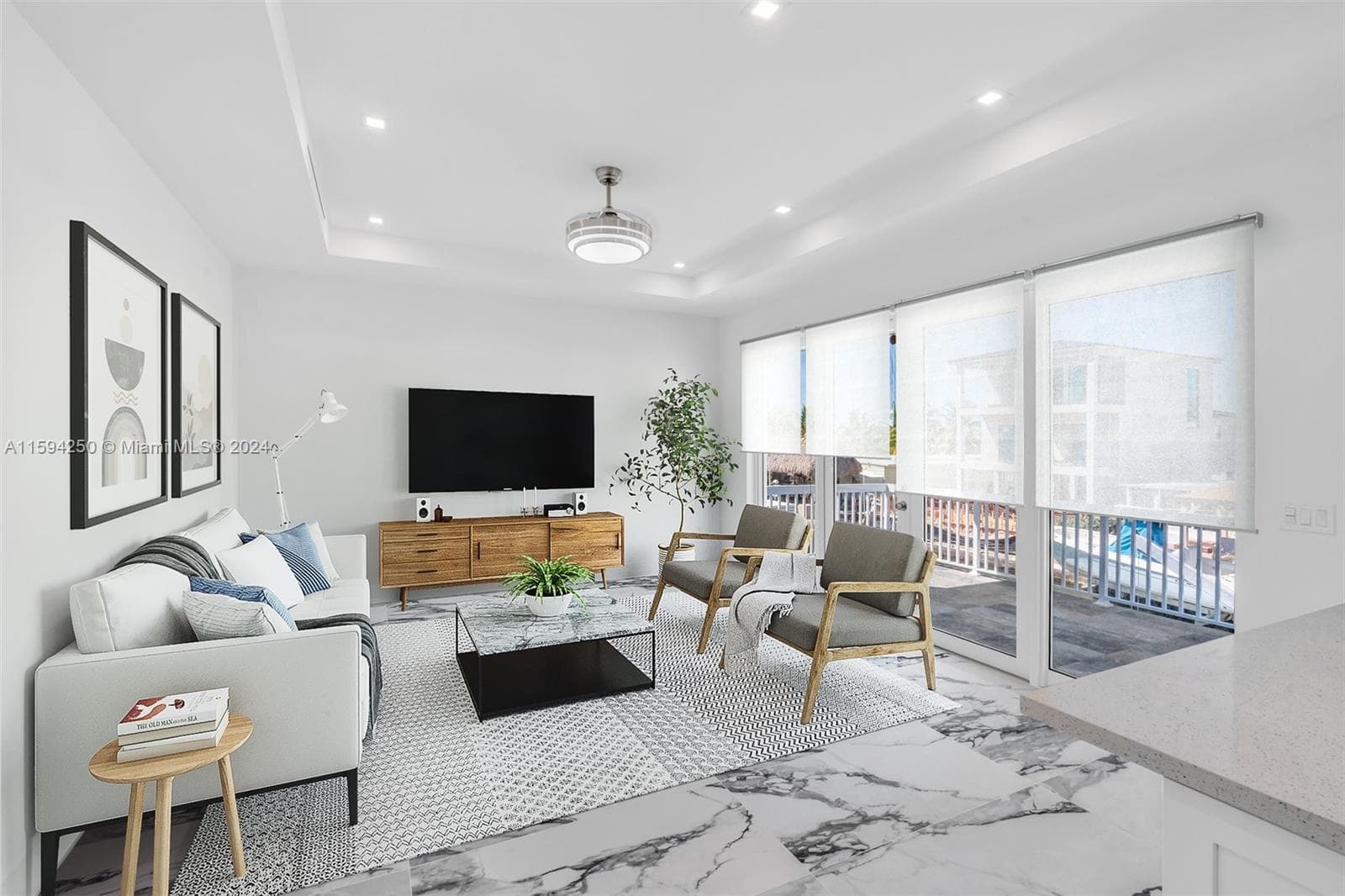84 Coral Way photo 7
