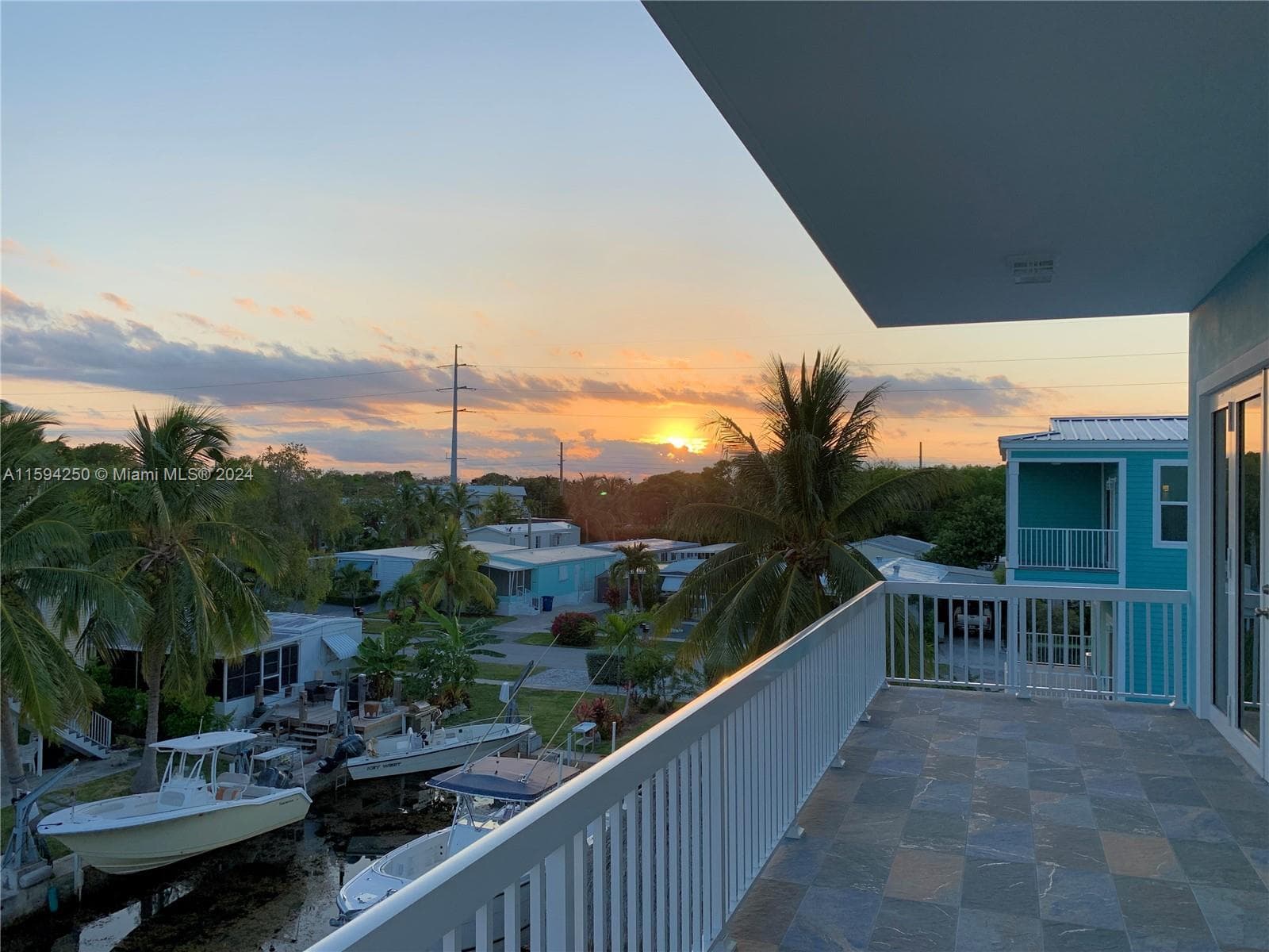 84 Coral Way photo 21