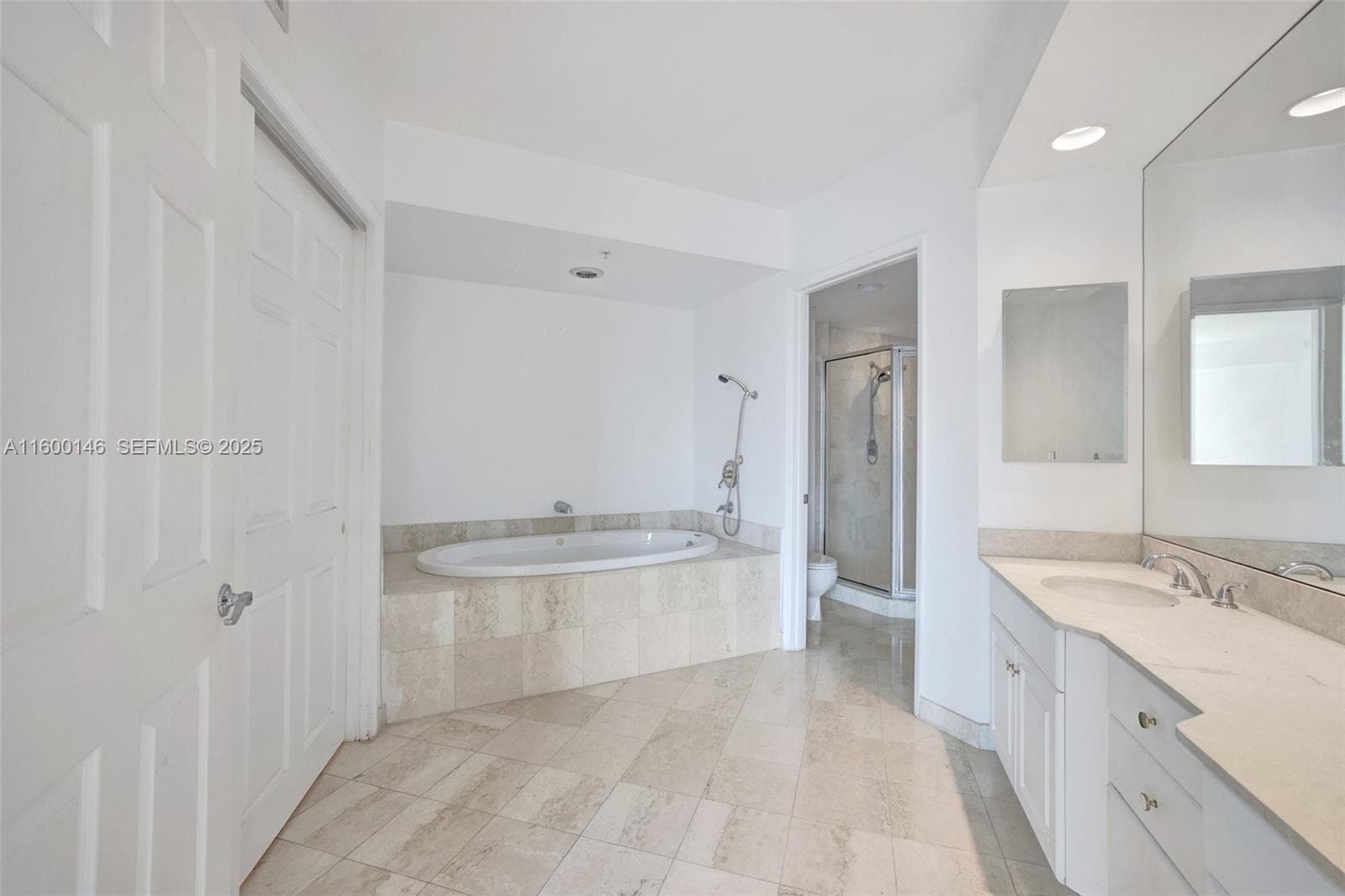 3370 Hidden Bay Dr 1208 photo 22