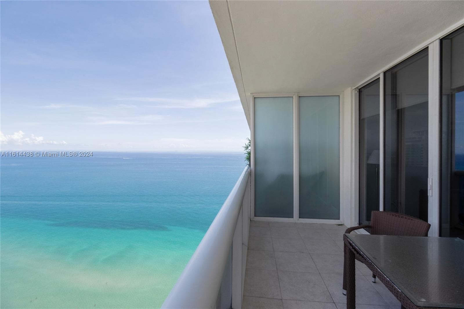 1830 OCEAN DR 4409 photo 14