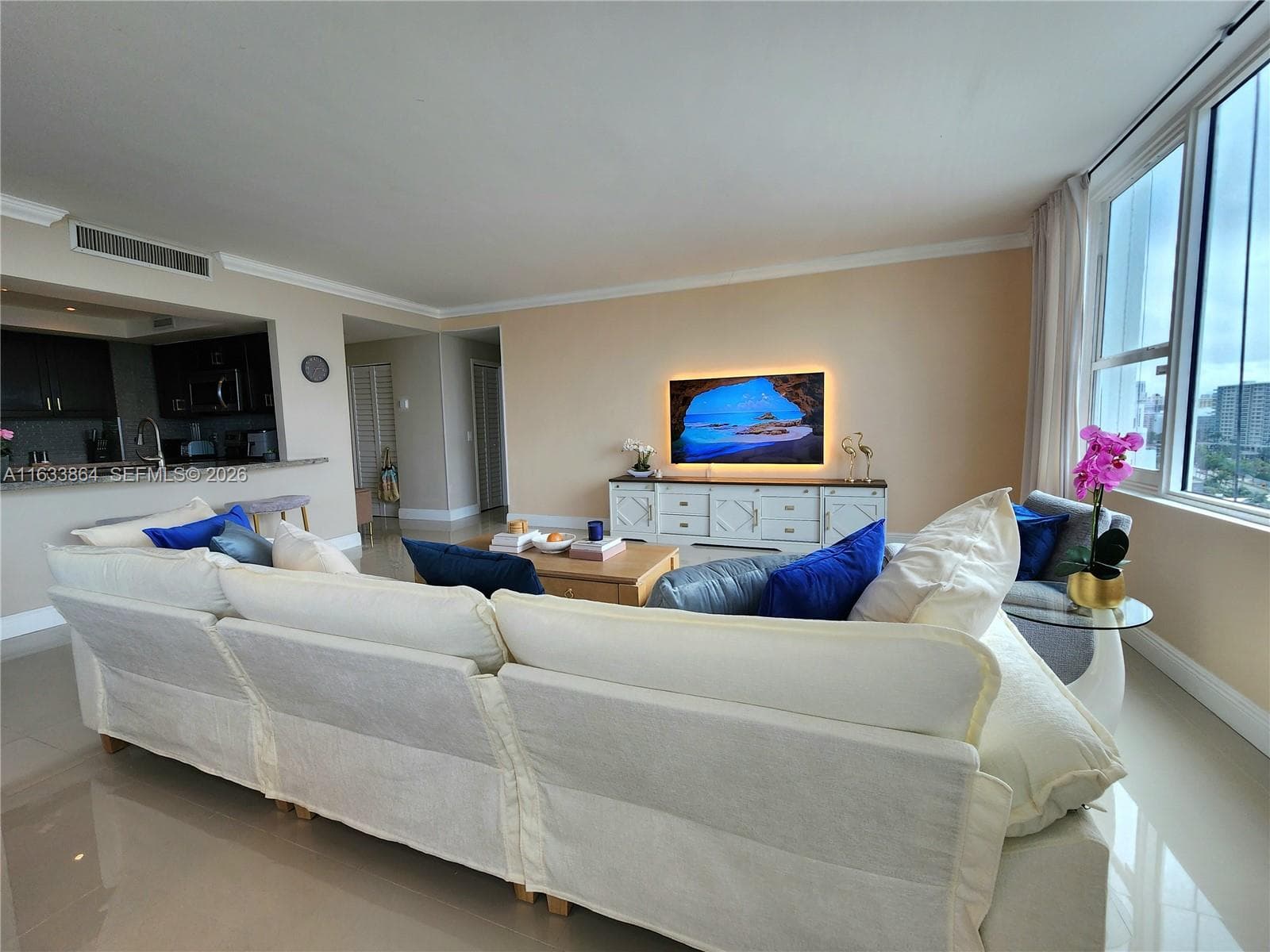 3505 S Ocean Dr 1105 photo 9