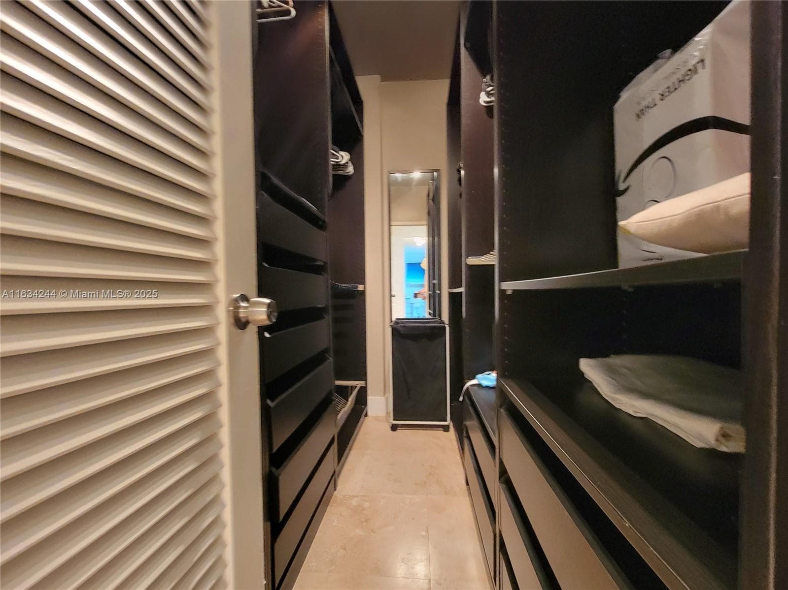 3505 S Ocean Dr 1409 photo 19