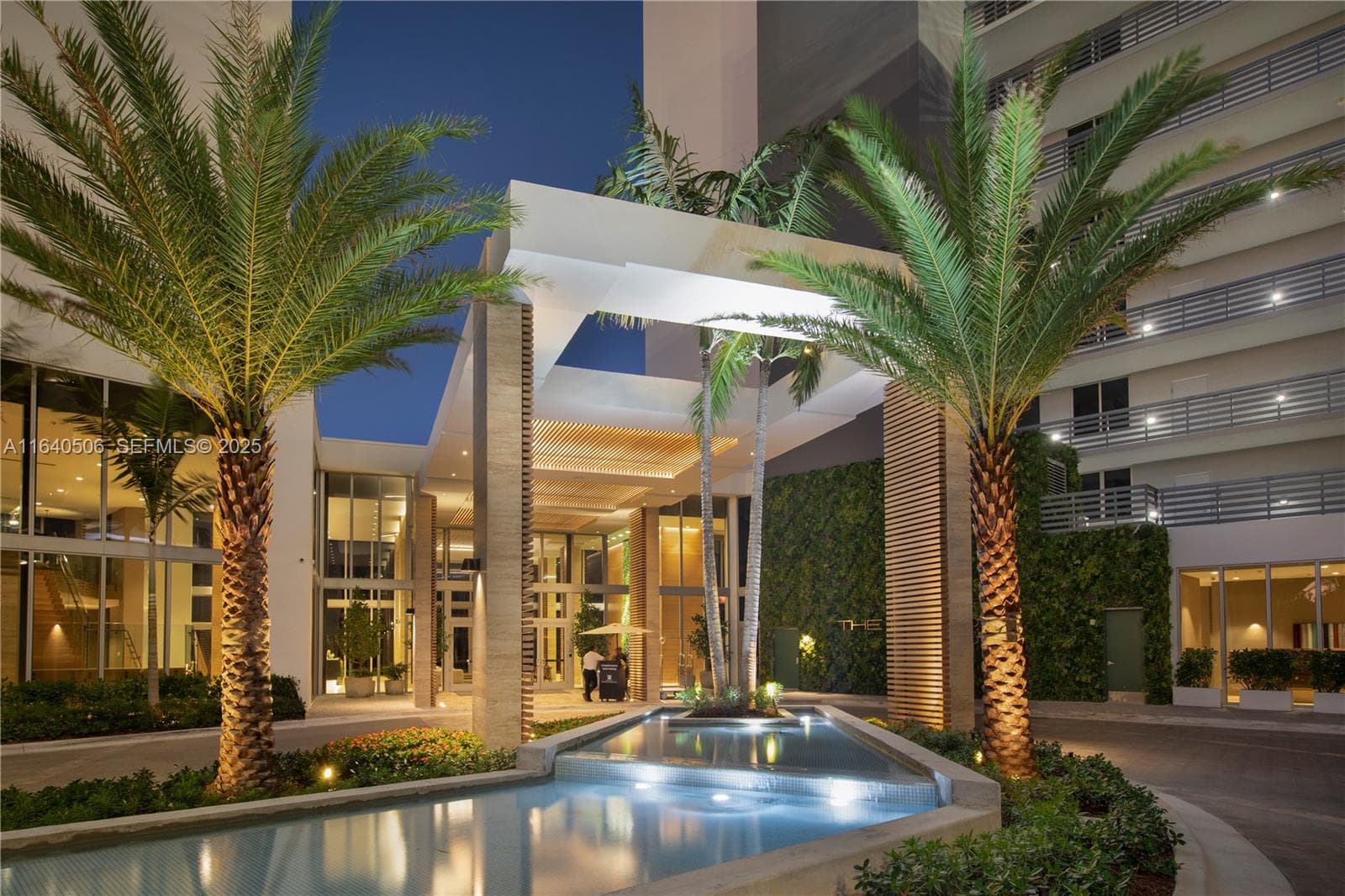 16385 Biscayne Blvd PH7 photo 13