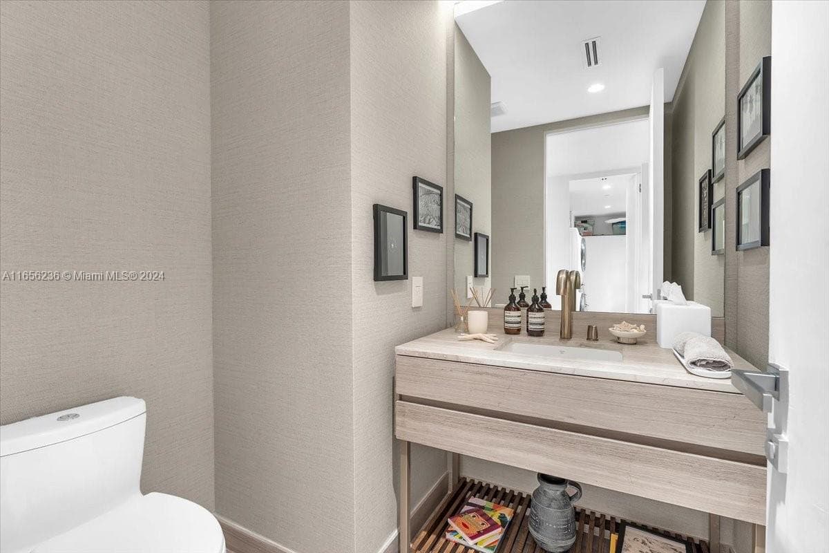 18975 Collins Ave 5302+Cabana 6 photo 14
