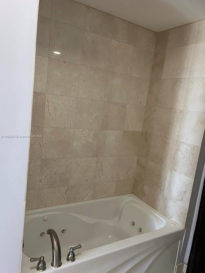 6365 Collins Ave 4209 photo 14