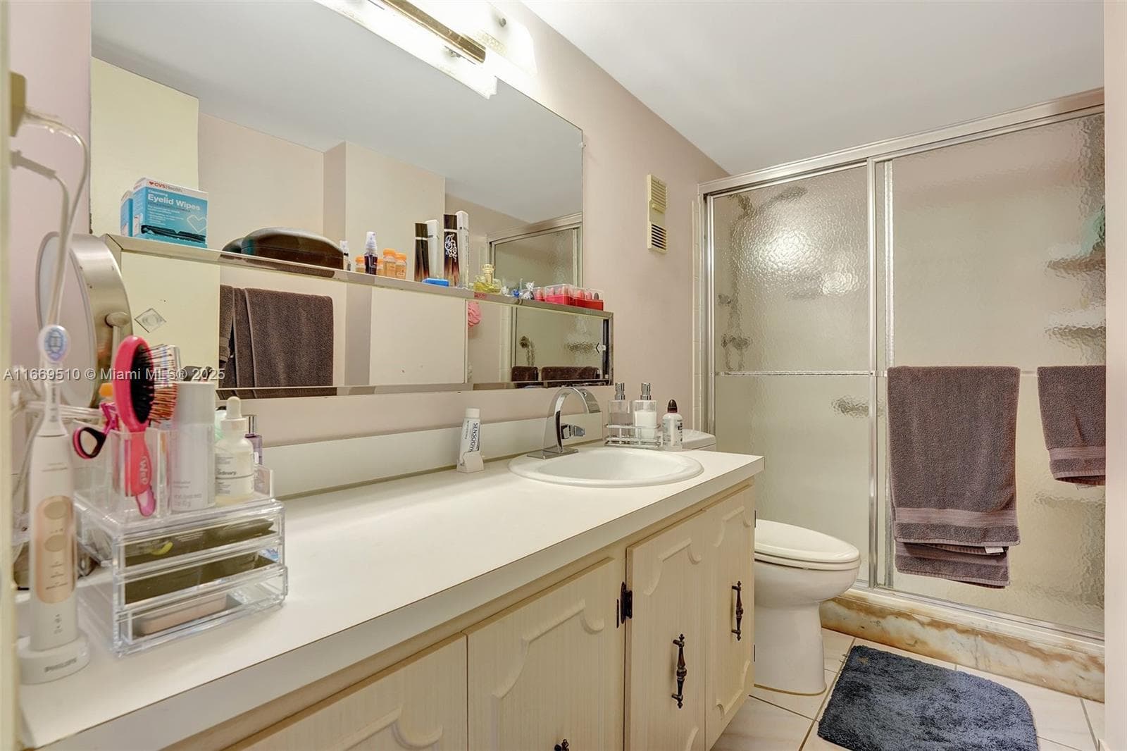 3113 S Ocean Dr 402 photo 11