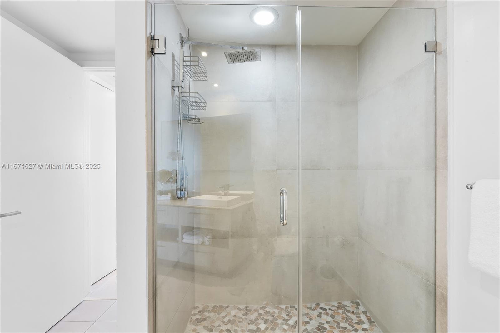 4111 Ocean Dr 3108 photo 19