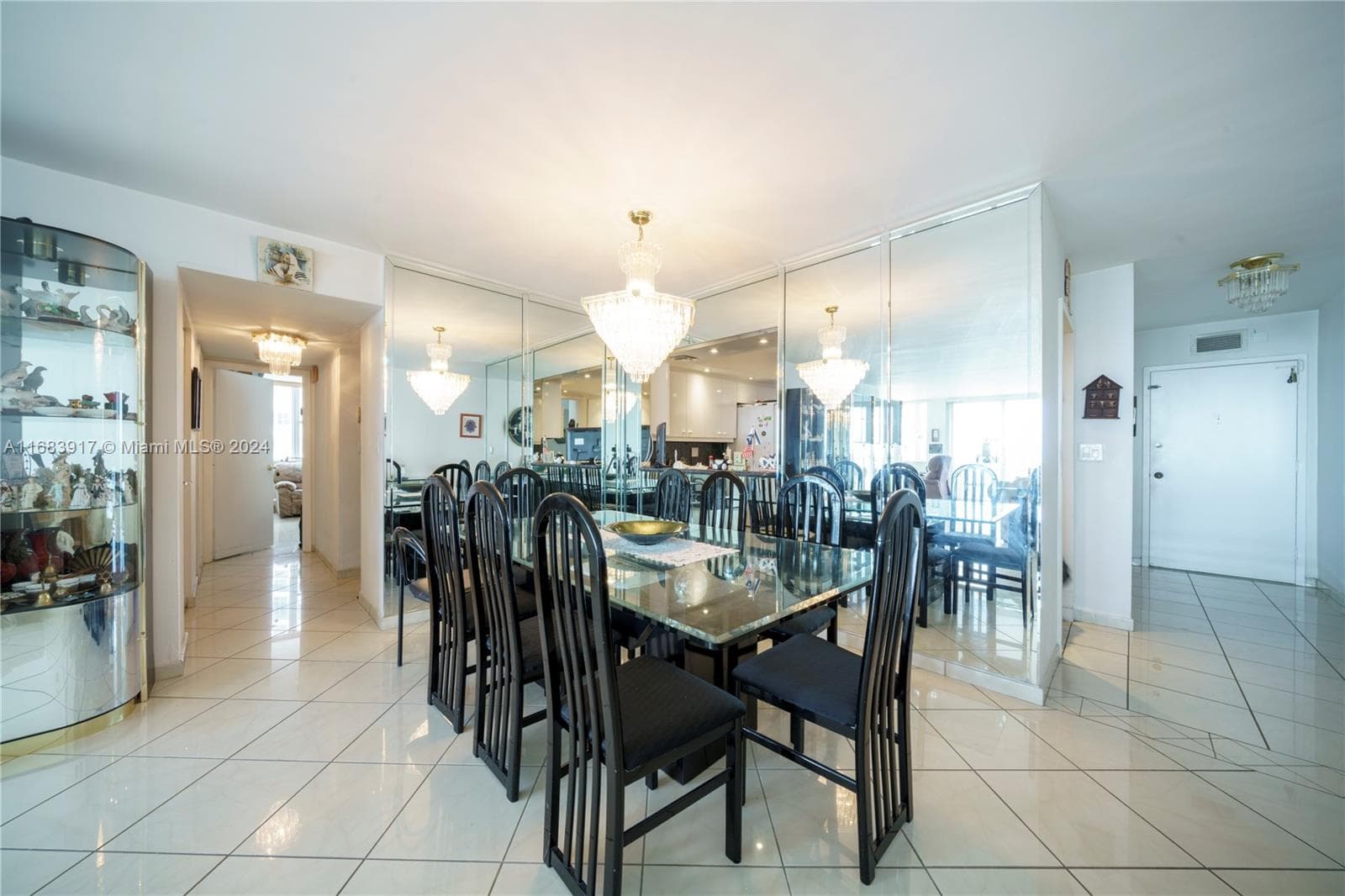 3140 Ocean Dr 304 photo 12