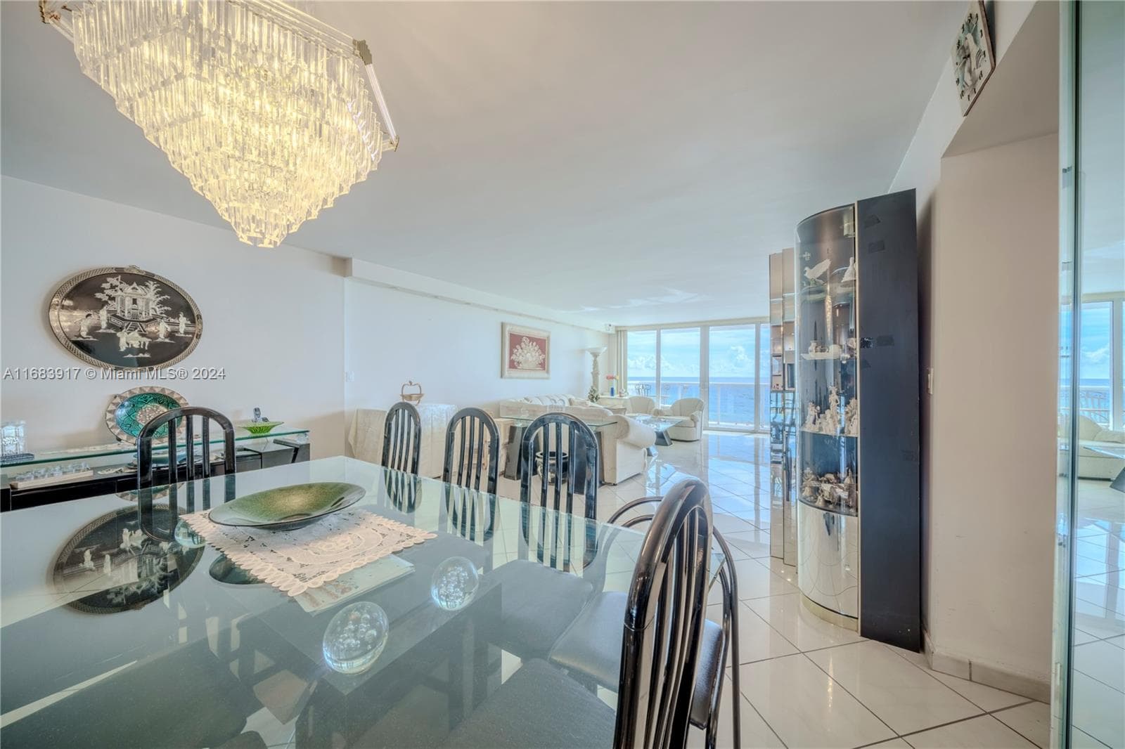 3140 Ocean Dr 304 photo 14