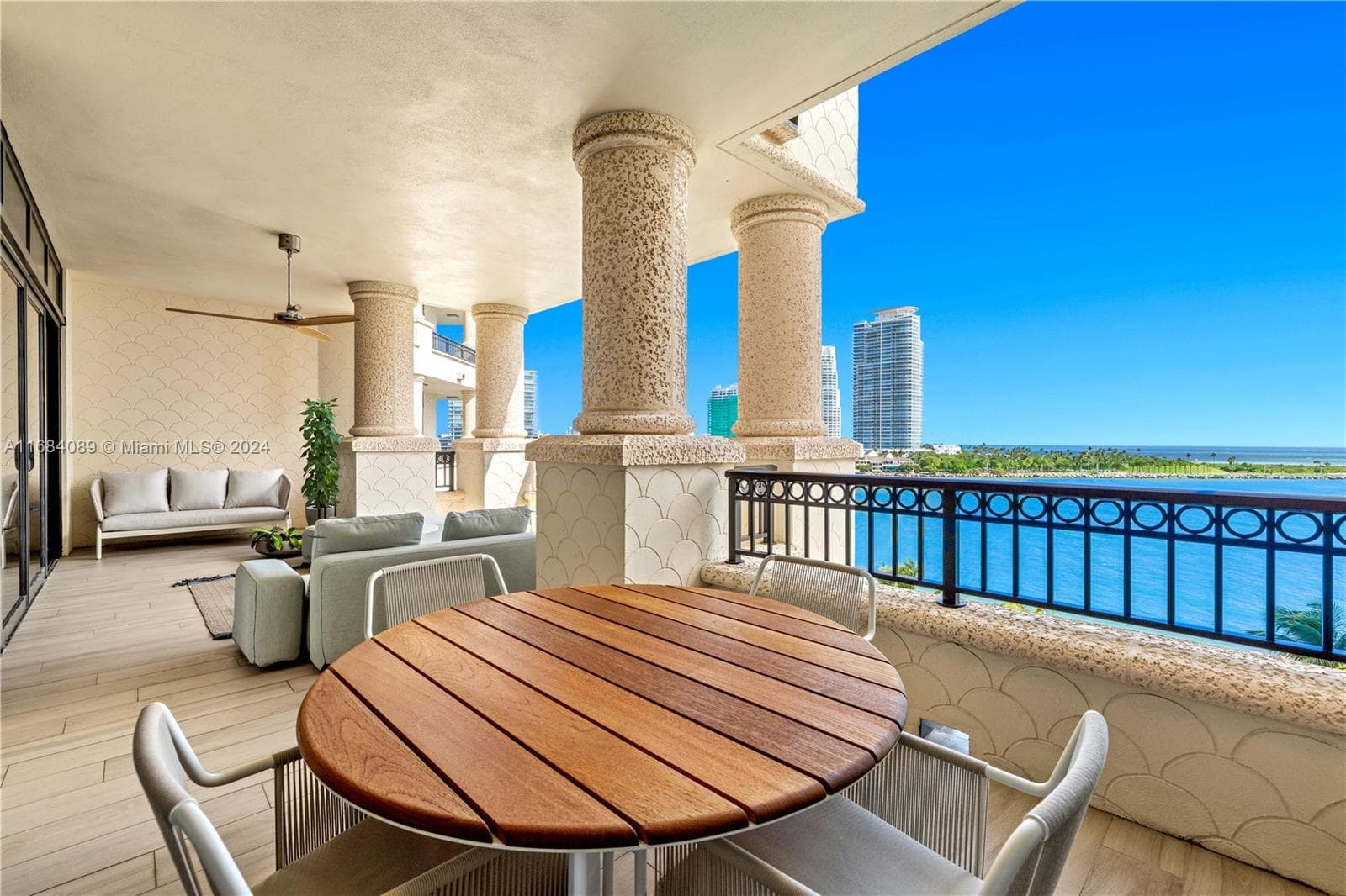 7065 Fisher Island Dr 7065 photo 16
