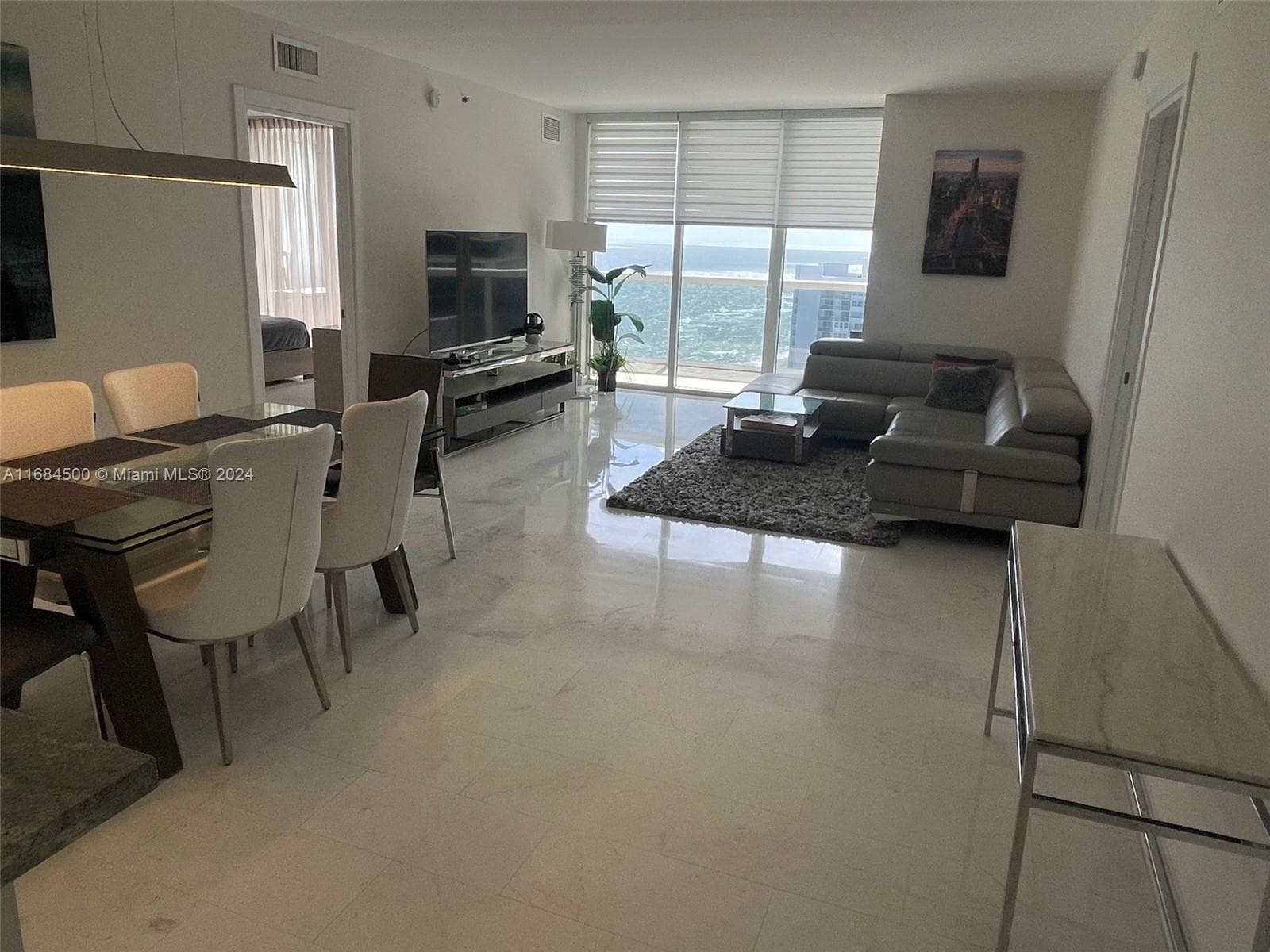 1830 S Ocean Dr 2604 photo 5