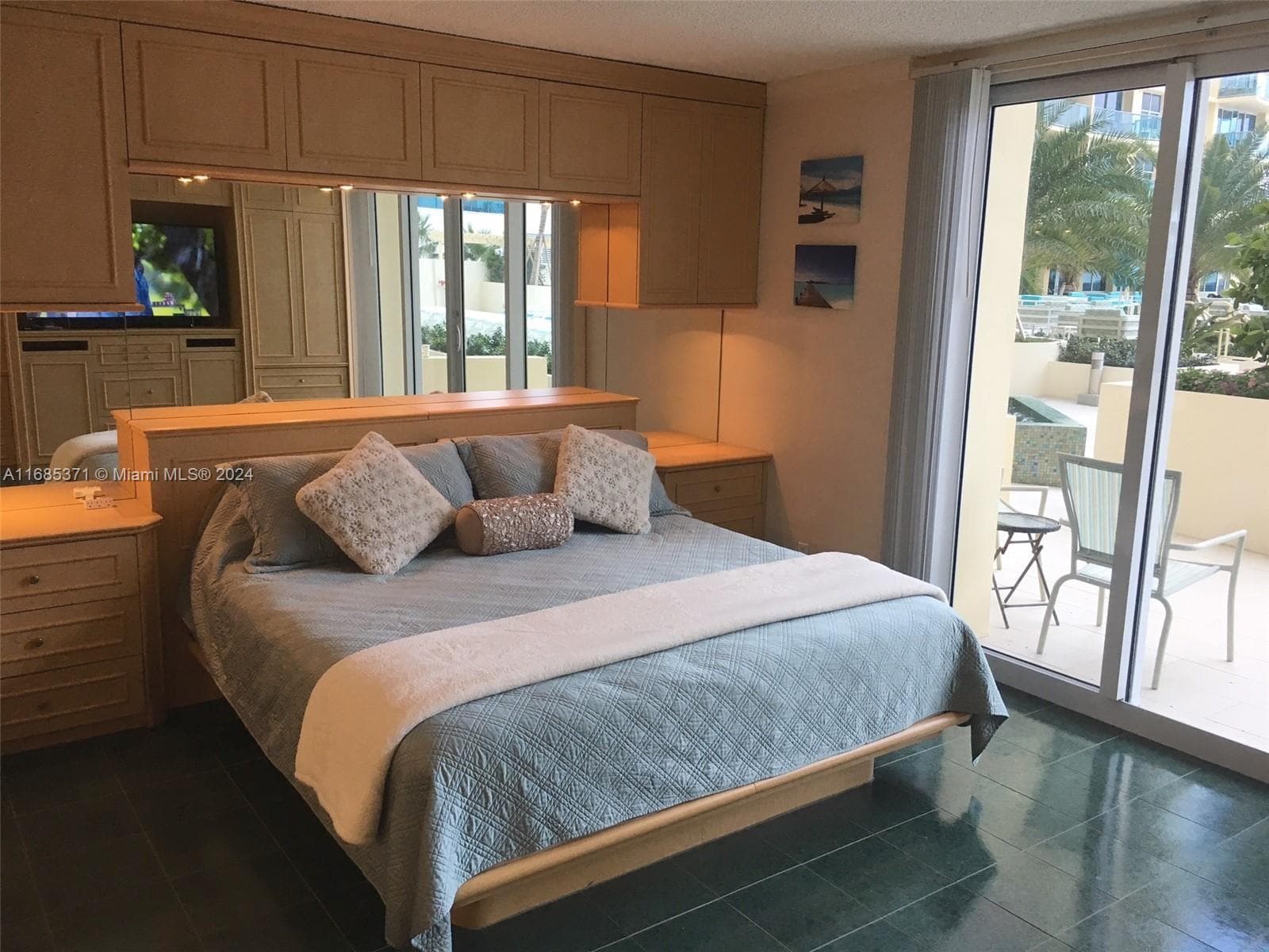 2501 S OCEAN DR L11 (Available JULY) photo 12