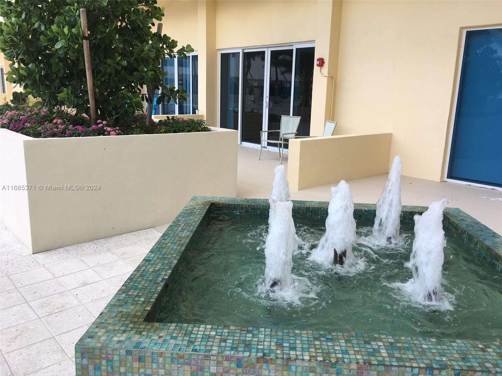 2501 S OCEAN DR L11 (Available JULY) photo 21