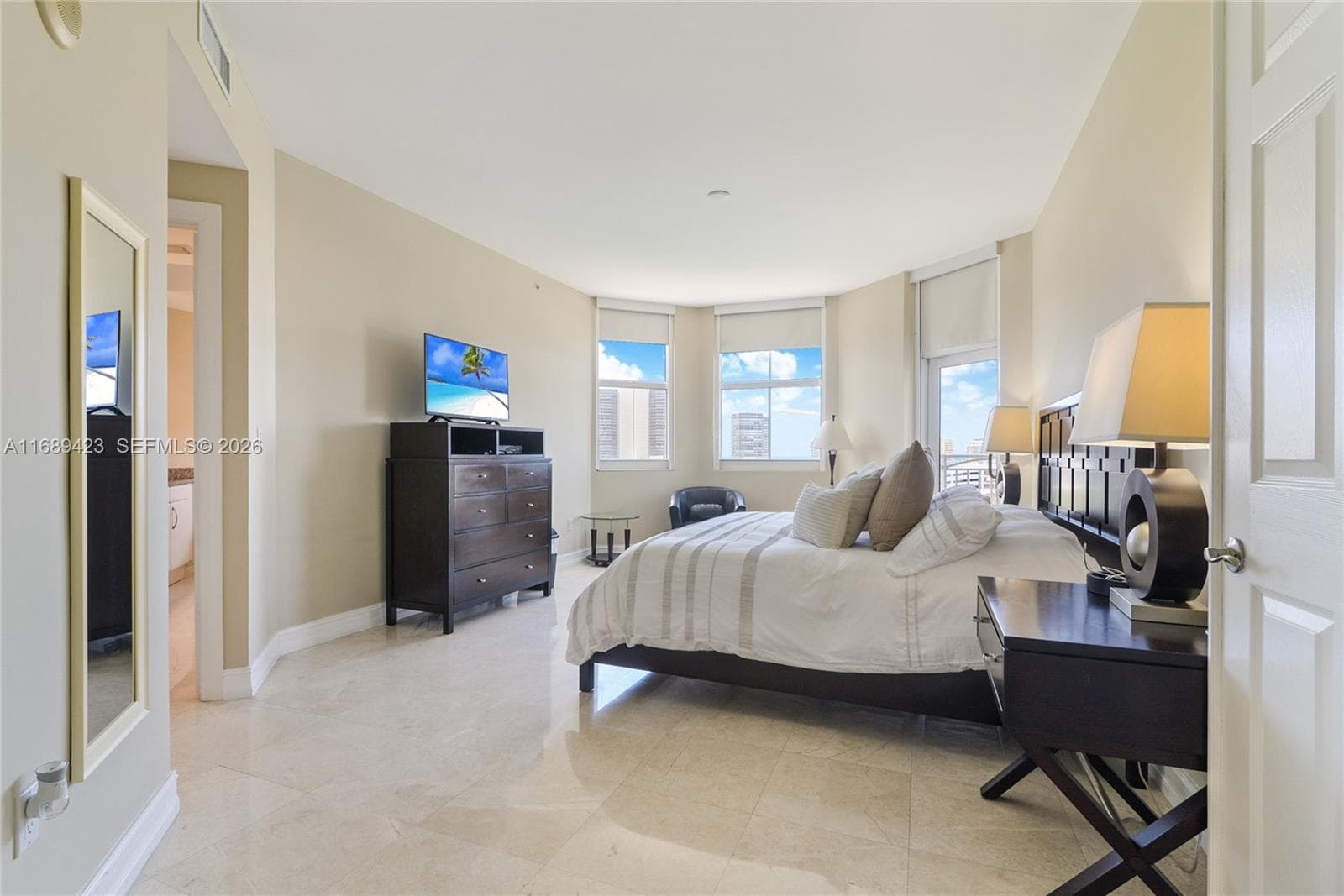 9751 E Bay Harbor Dr 8D photo 7