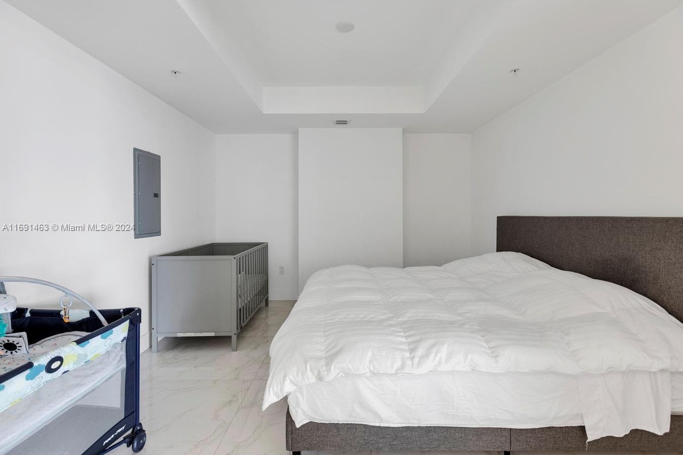 17301 Biscayne Blvd 1404 photo 23