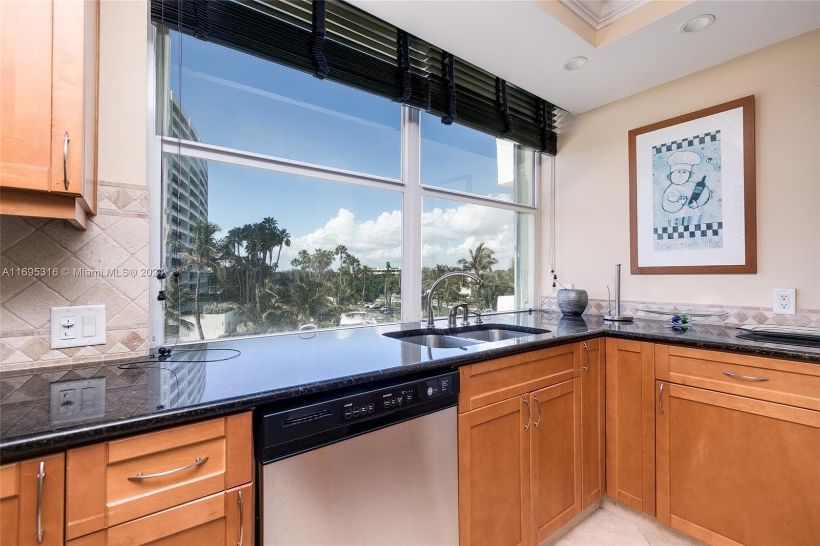 1200 Ocean Blvd 4D photo 9