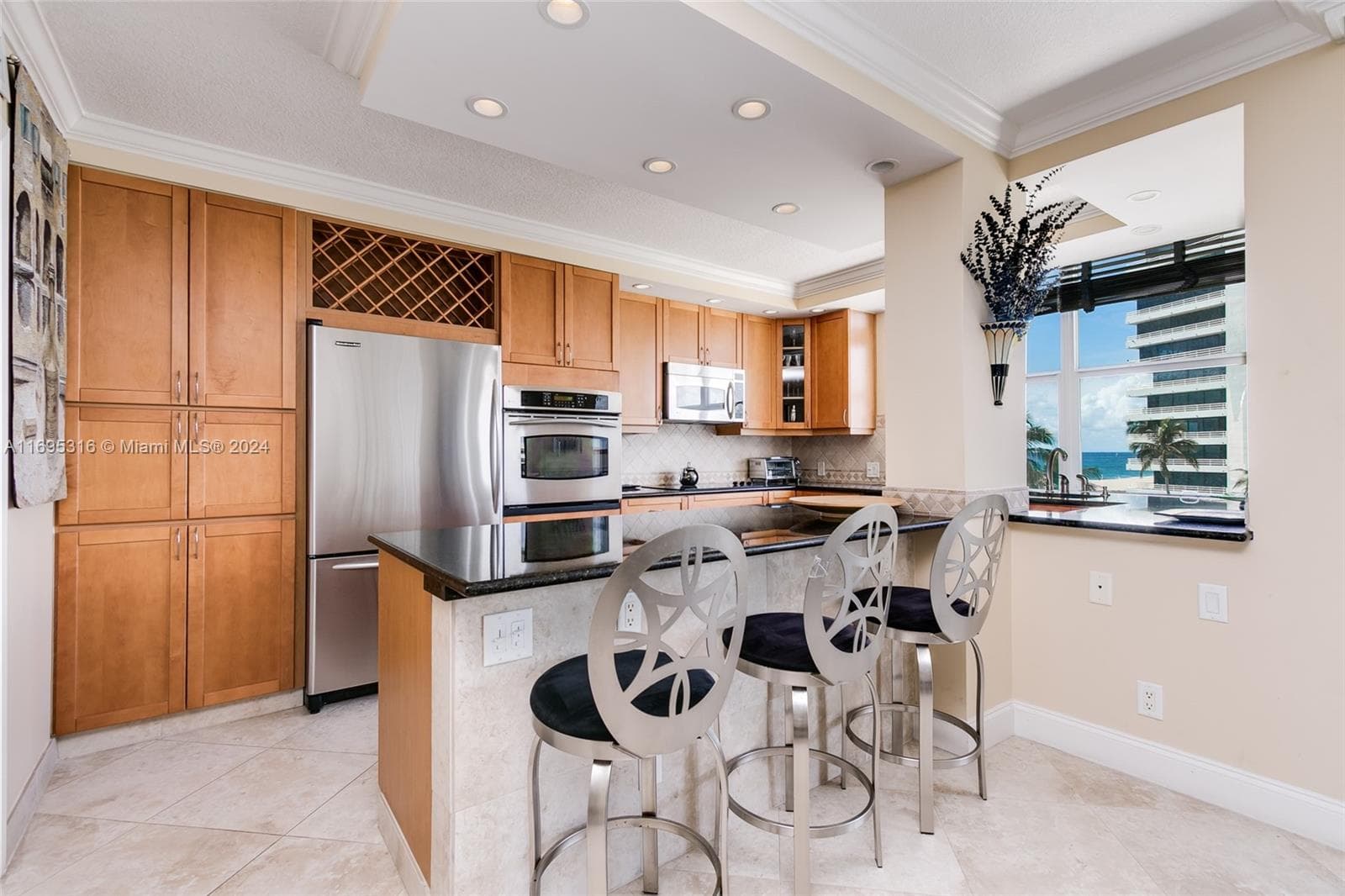 1200 Ocean Blvd 4D photo 8