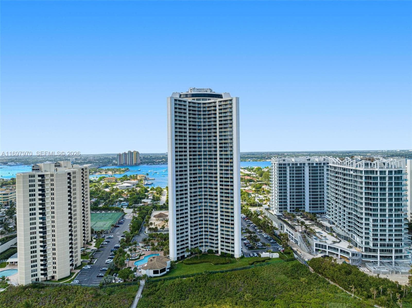 3000 Ocean Dr 10B photo 24