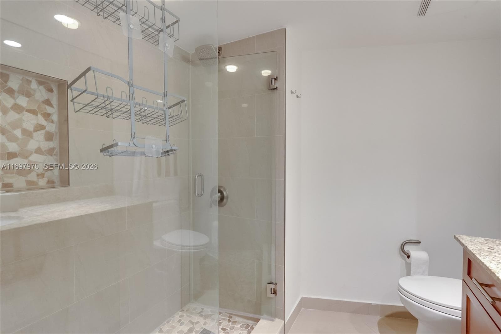 3000 Ocean Dr 10B photo 11