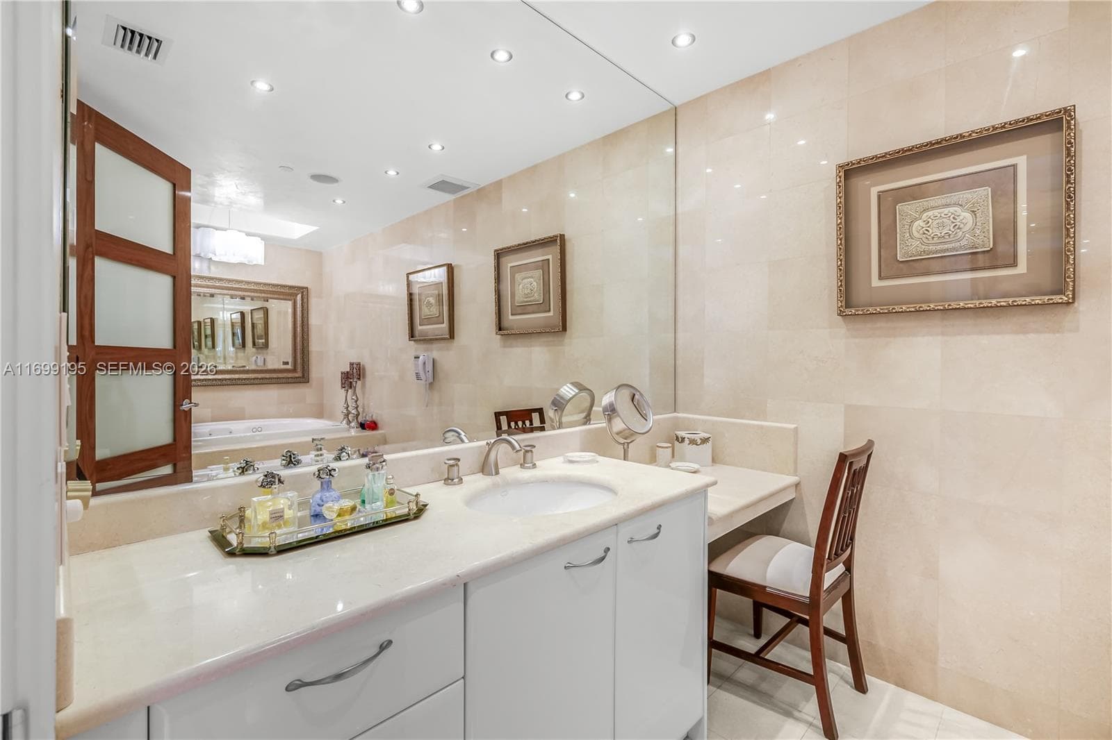 20155 38th Ct 2903 photo 17