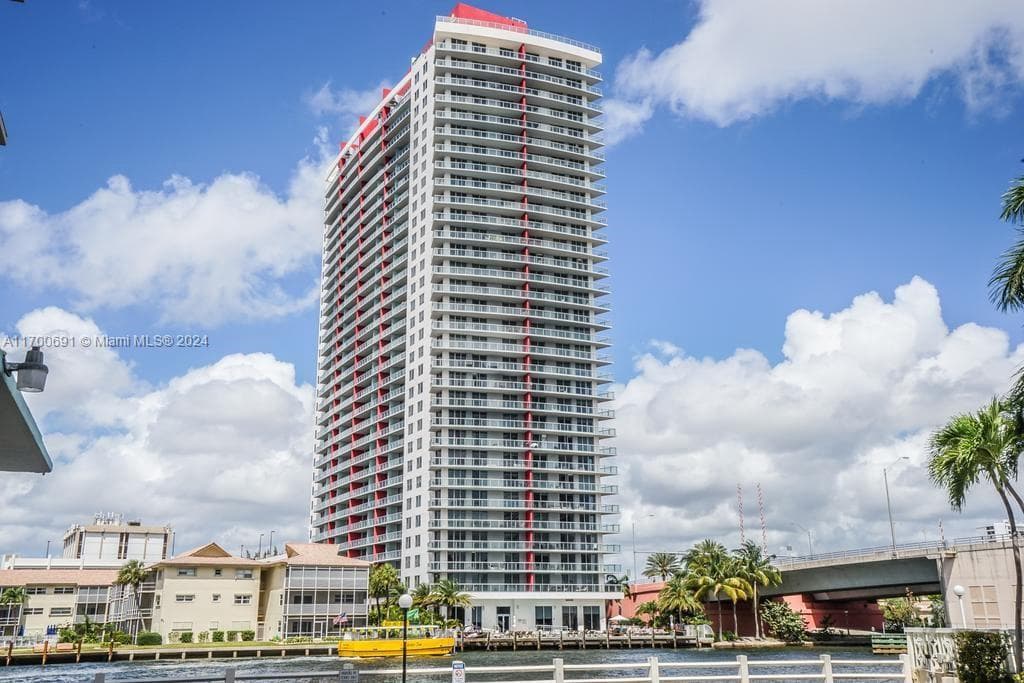 2602 E Hallandale Beach Blvd R508 photo 5