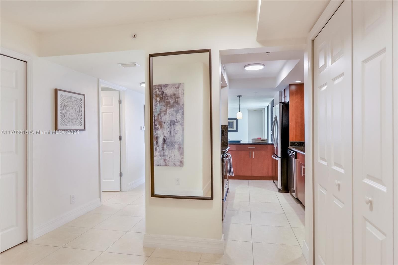 3000 Ocean Dr 24H photo 8