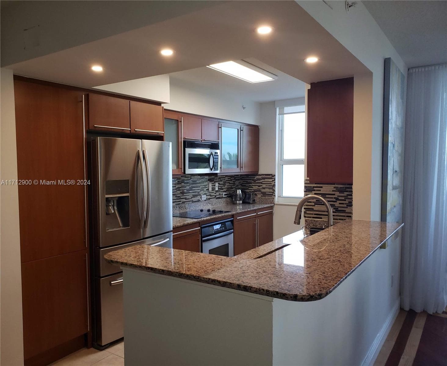 2080 S Ocean Dr 311 photo 20