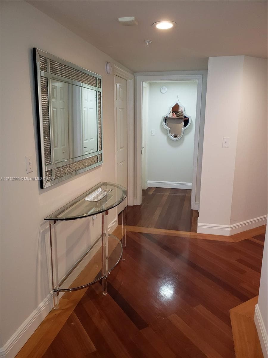 2080 S Ocean Dr 311 photo 14