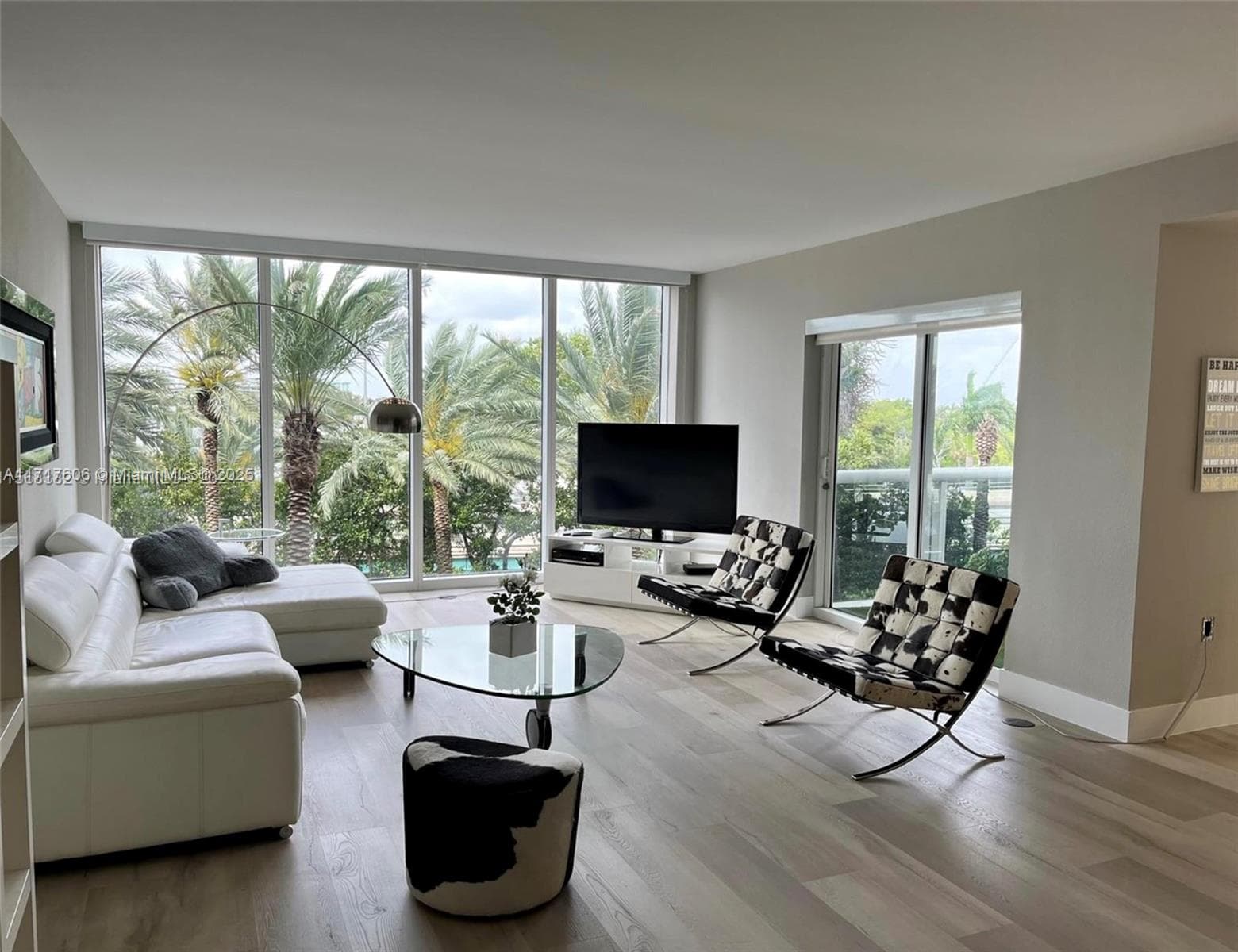 10275 Collins Ave 331 photo 3