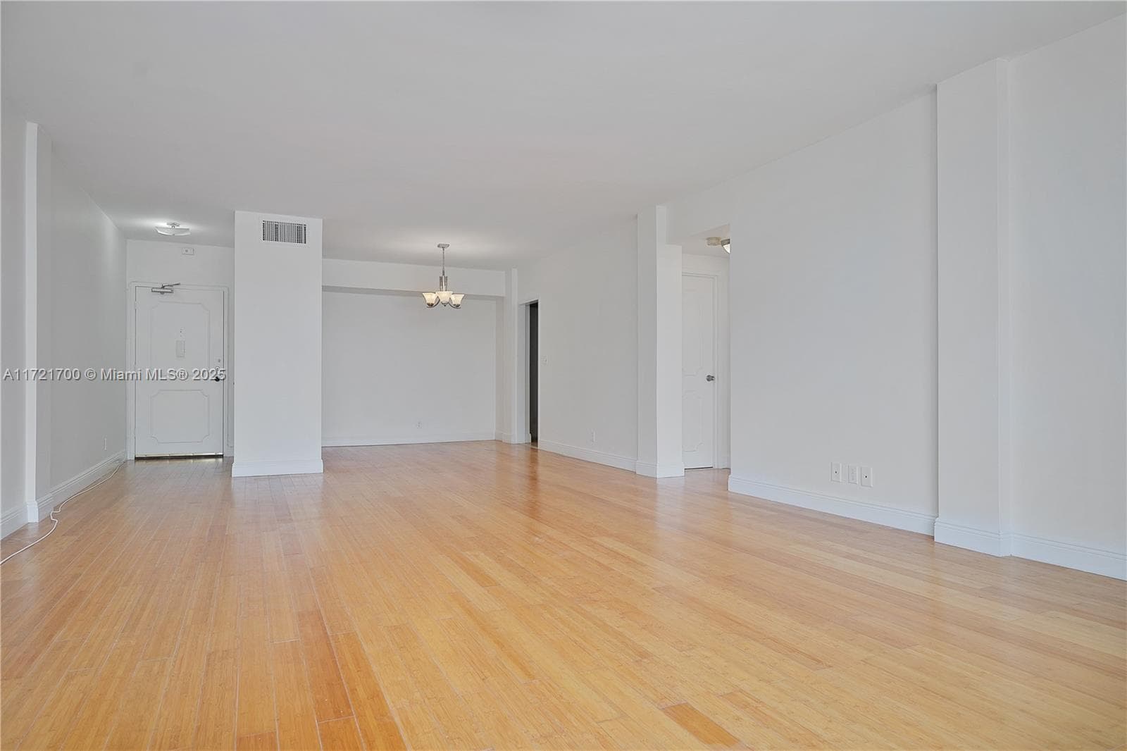 9381 E Bay Harbor Dr 301N photo 18
