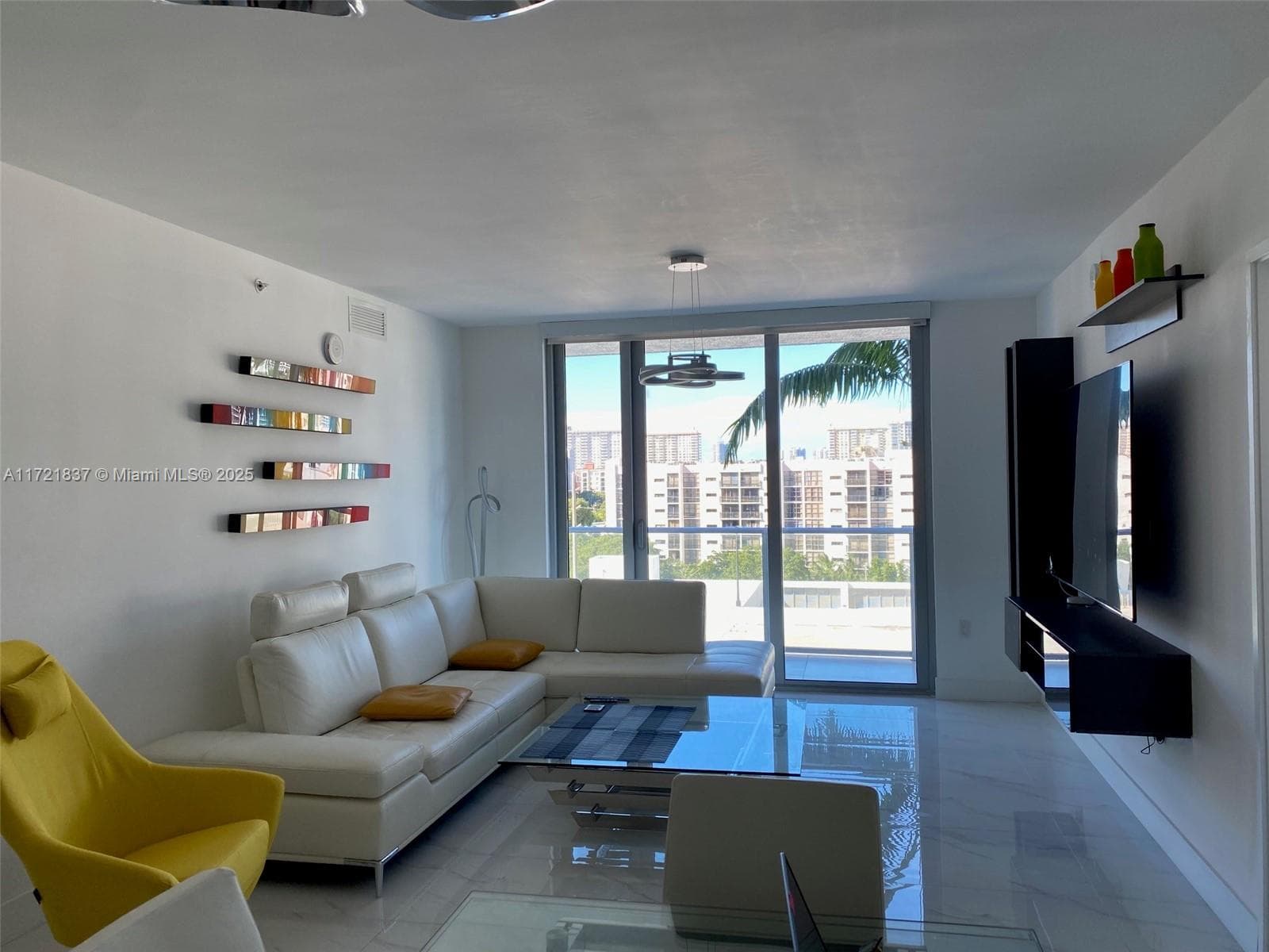 300 Sunny Isles Blvd 4-703 photo 3